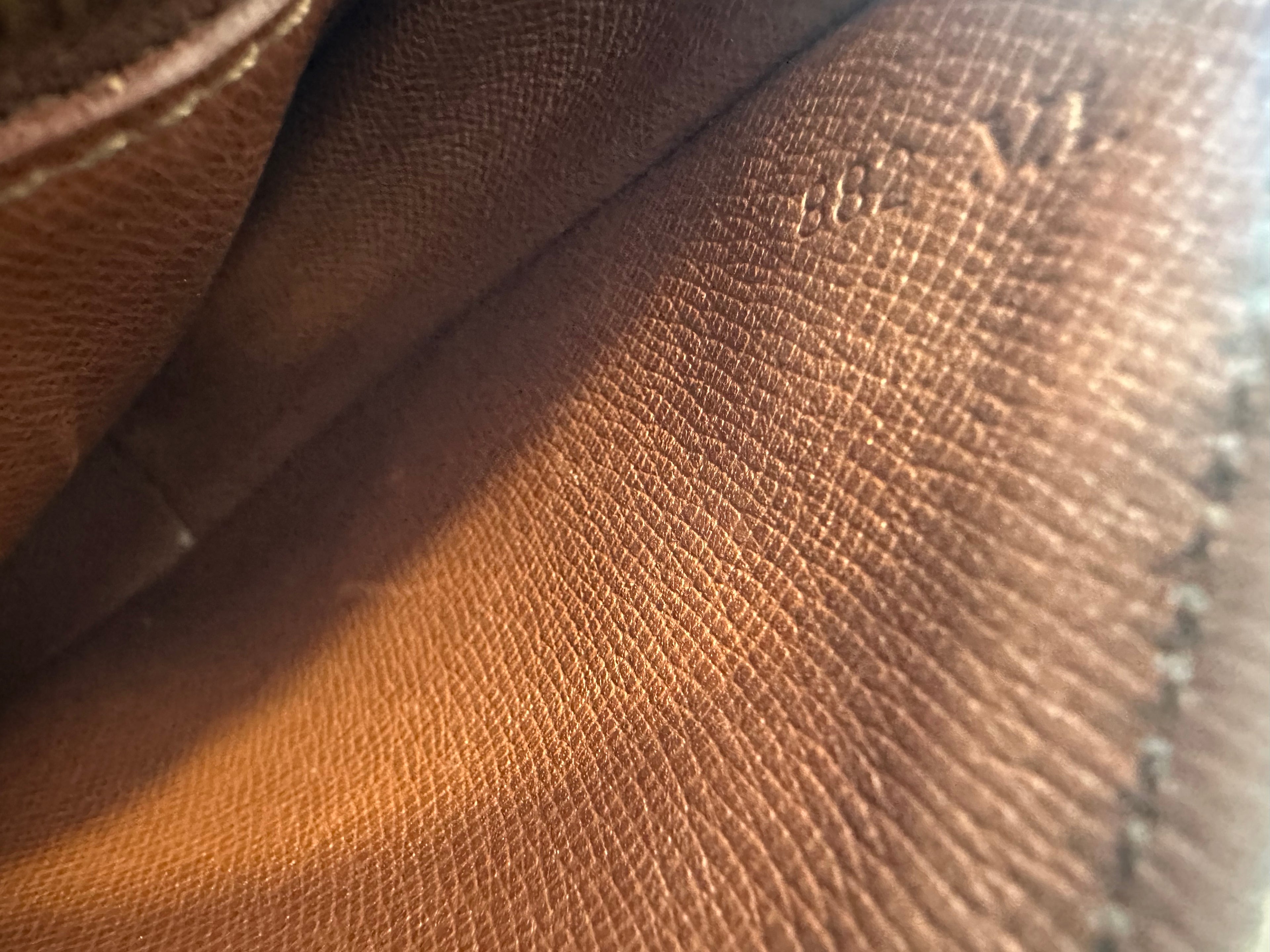 Louis Vuitton Chantilly PM