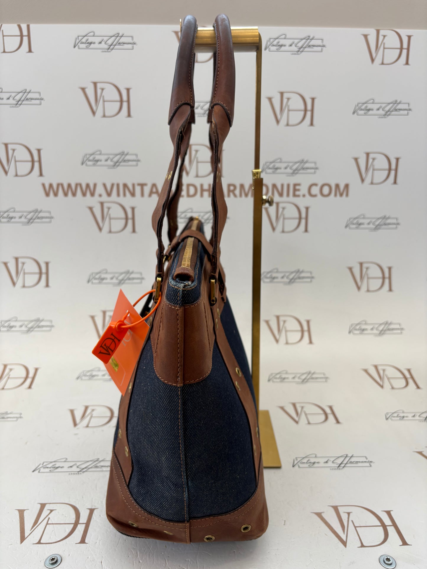 018158 - Christian Dior Blue Denim Street