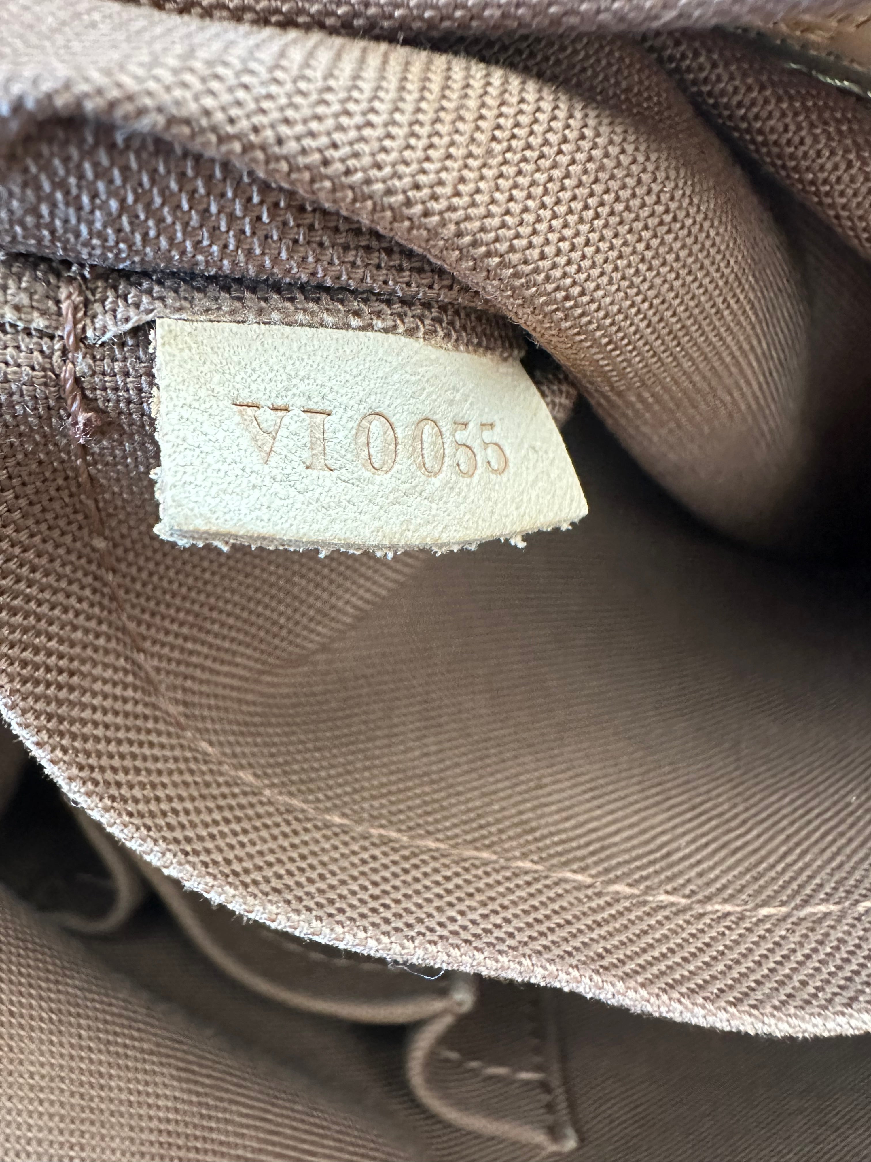 Louis Vuitton Batignolles