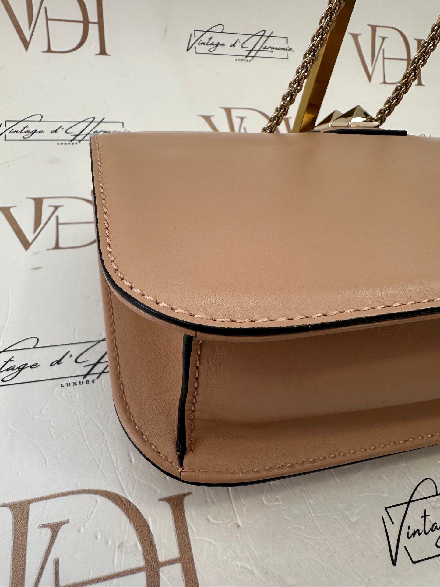 382487 - Valentino Glam Lock