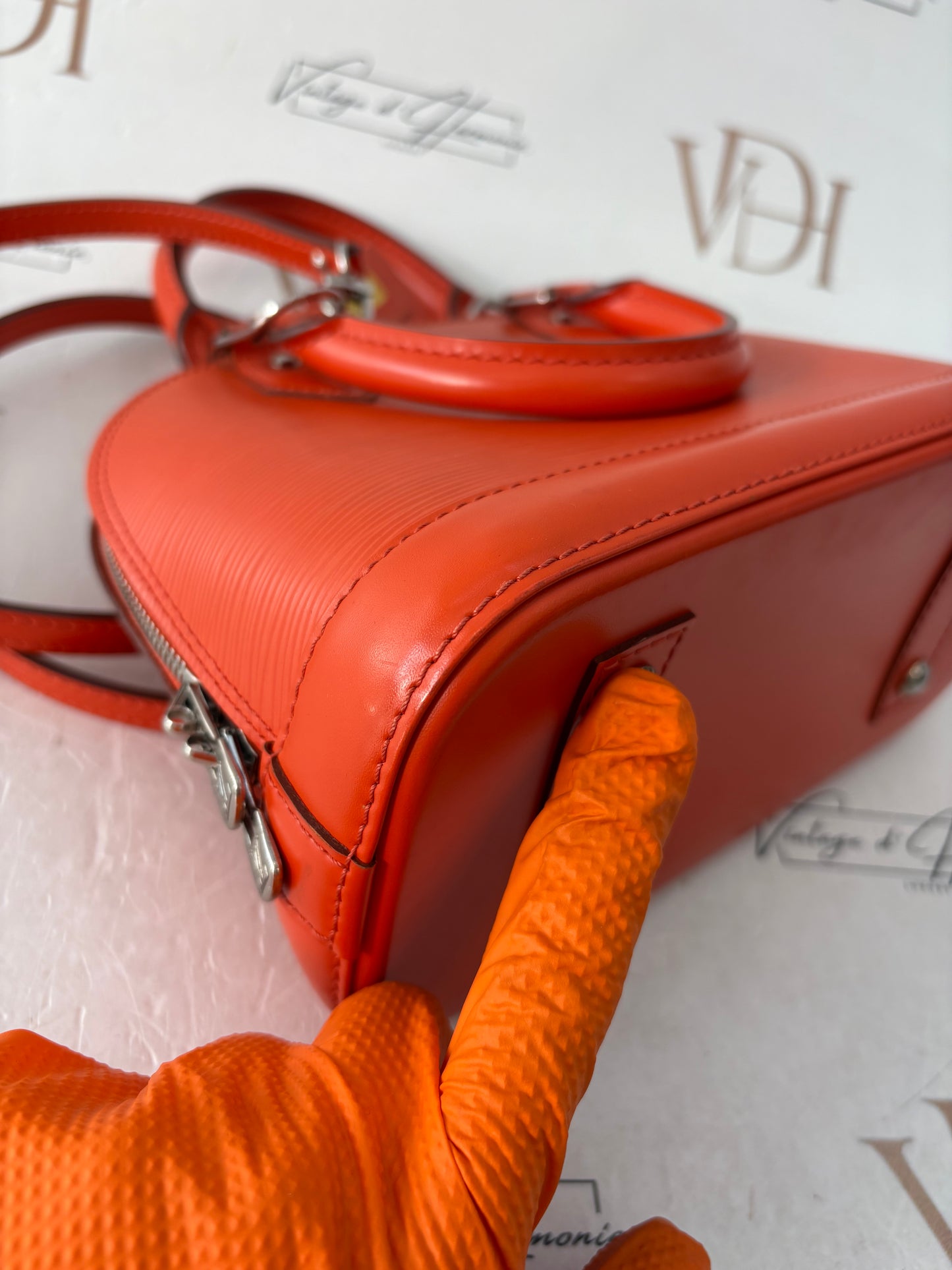 383496 - Louis Vuitton Alma BB