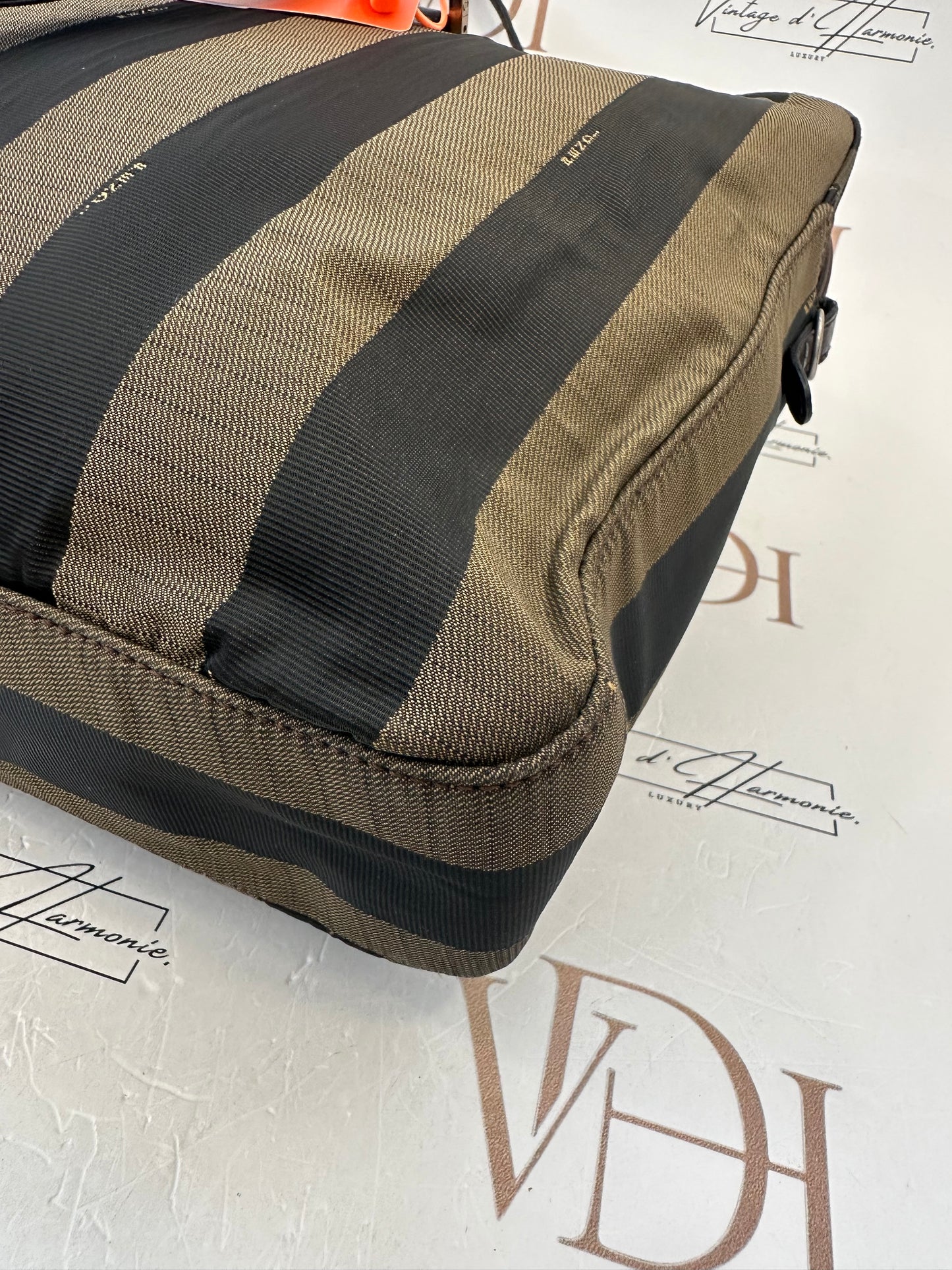 102492 - Fendi Messenger