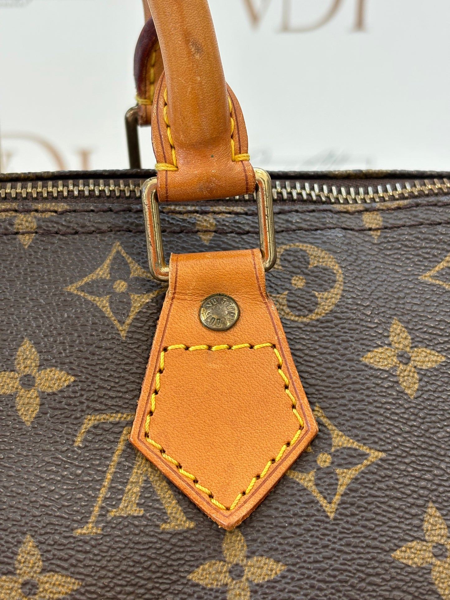 018559 - Louis Vuitton Speedy 30