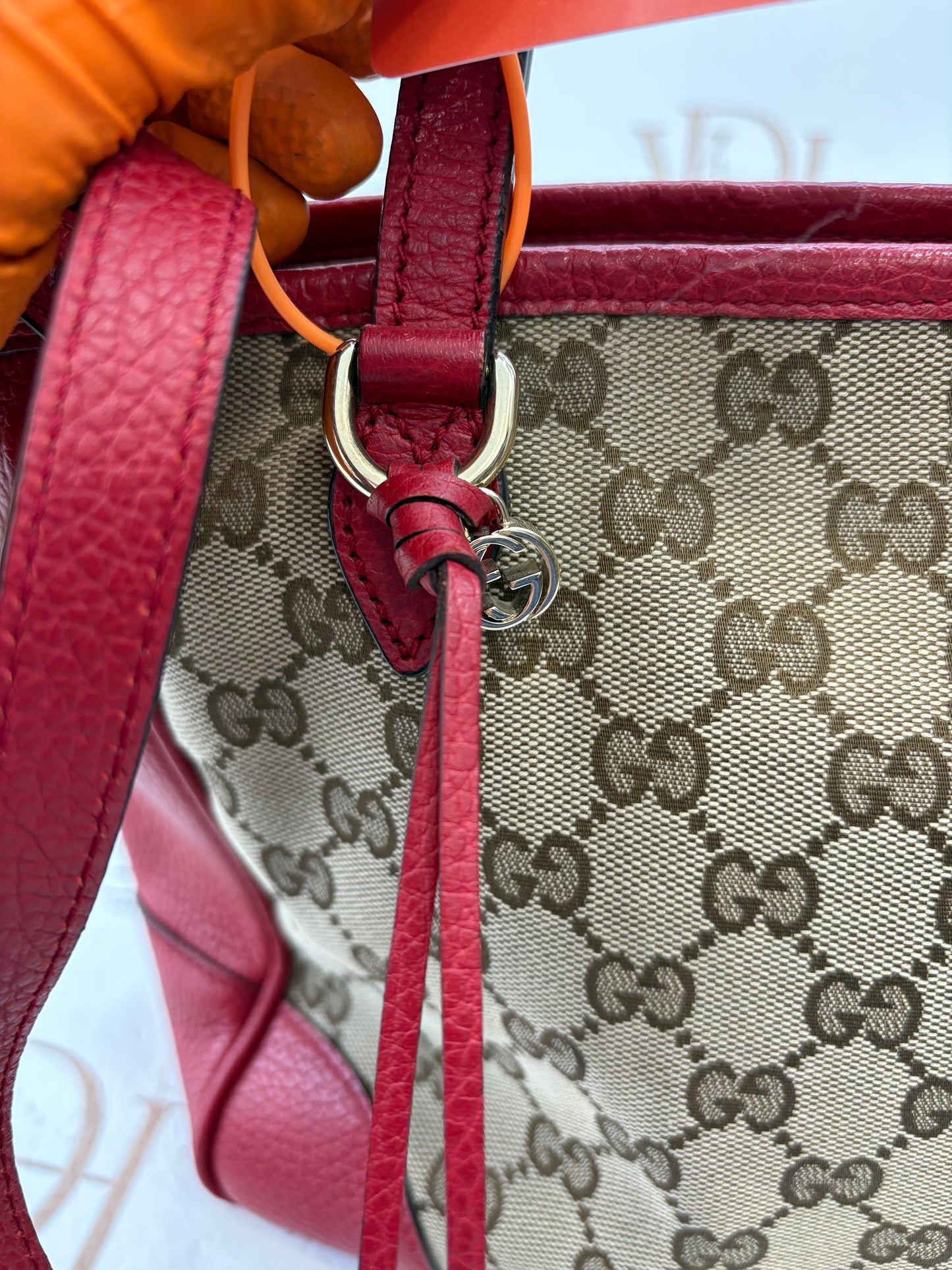 384273 - Gucci Bree