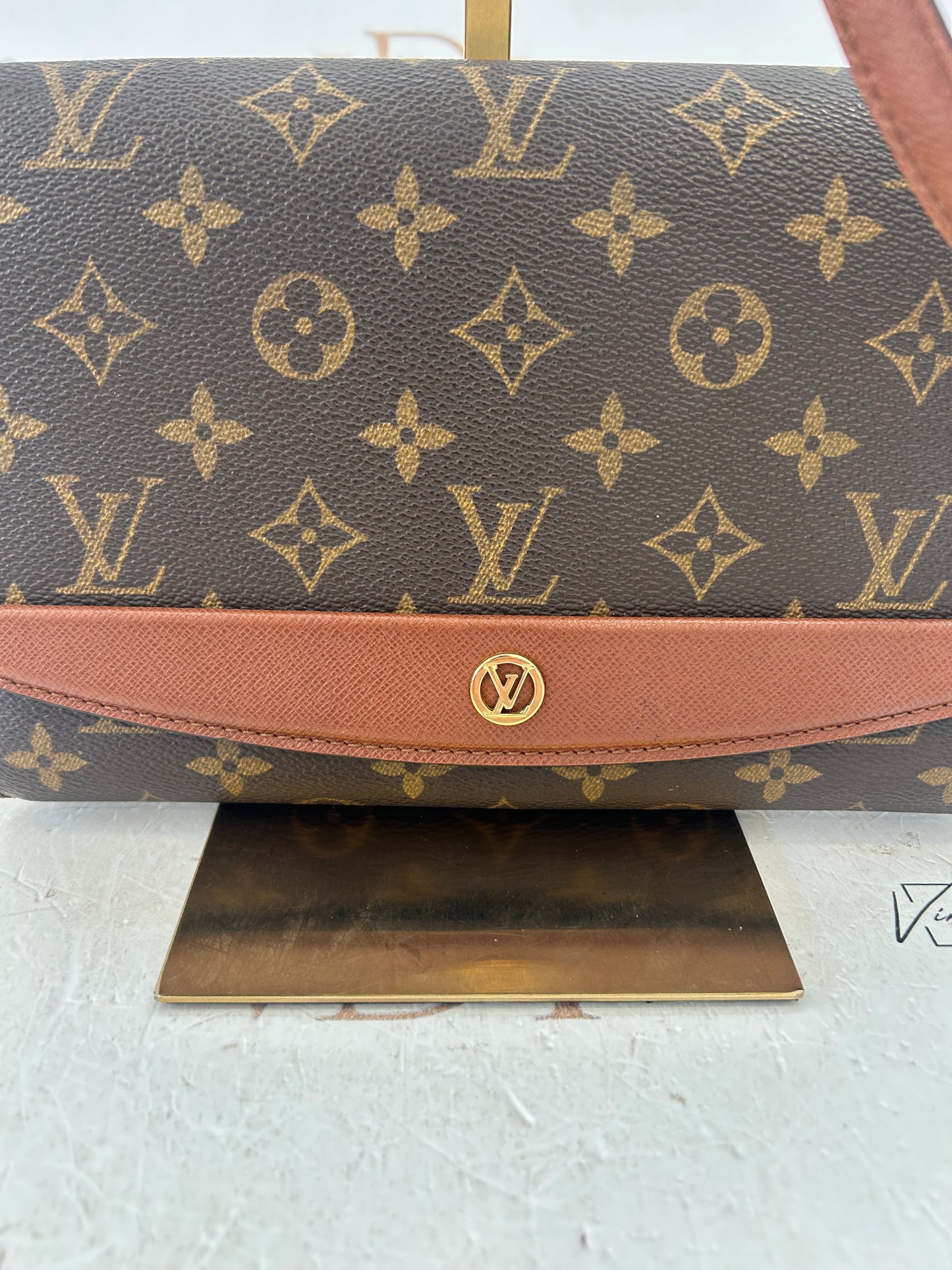 017114 - Louis Vuitton Bordeaux