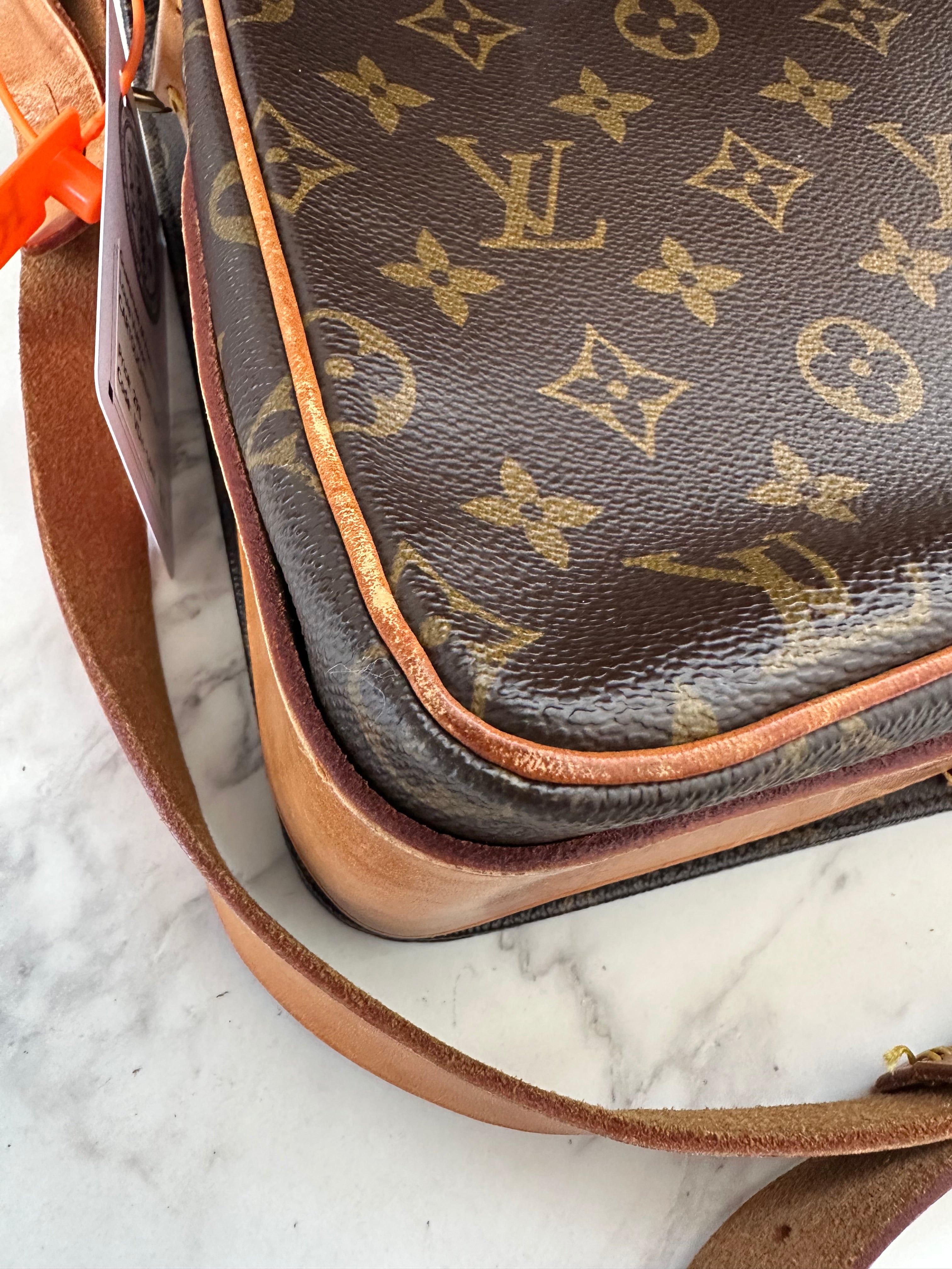 Louis Vuitton Cartouchiere GM