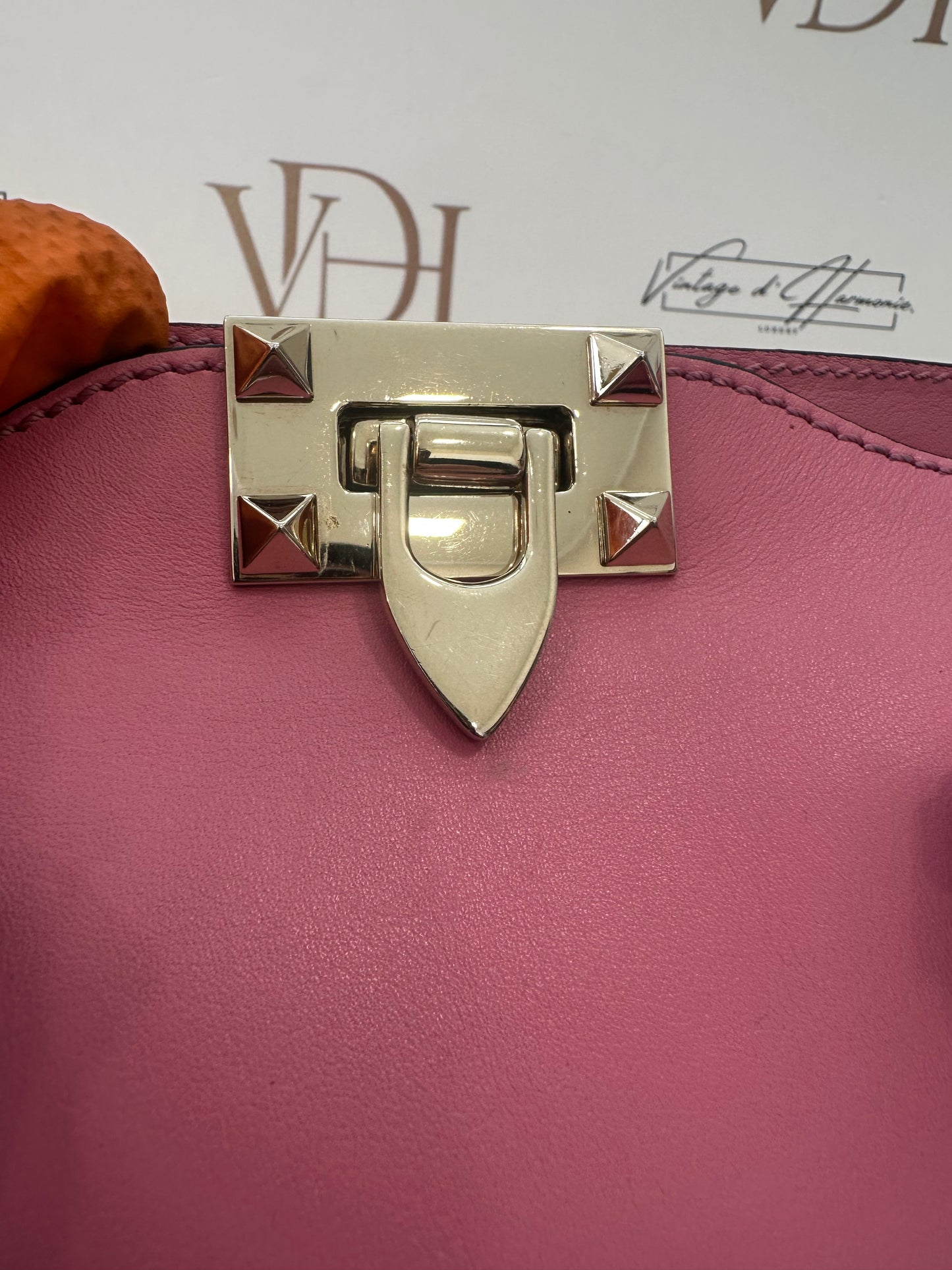 382501 - Valentino Rockstud