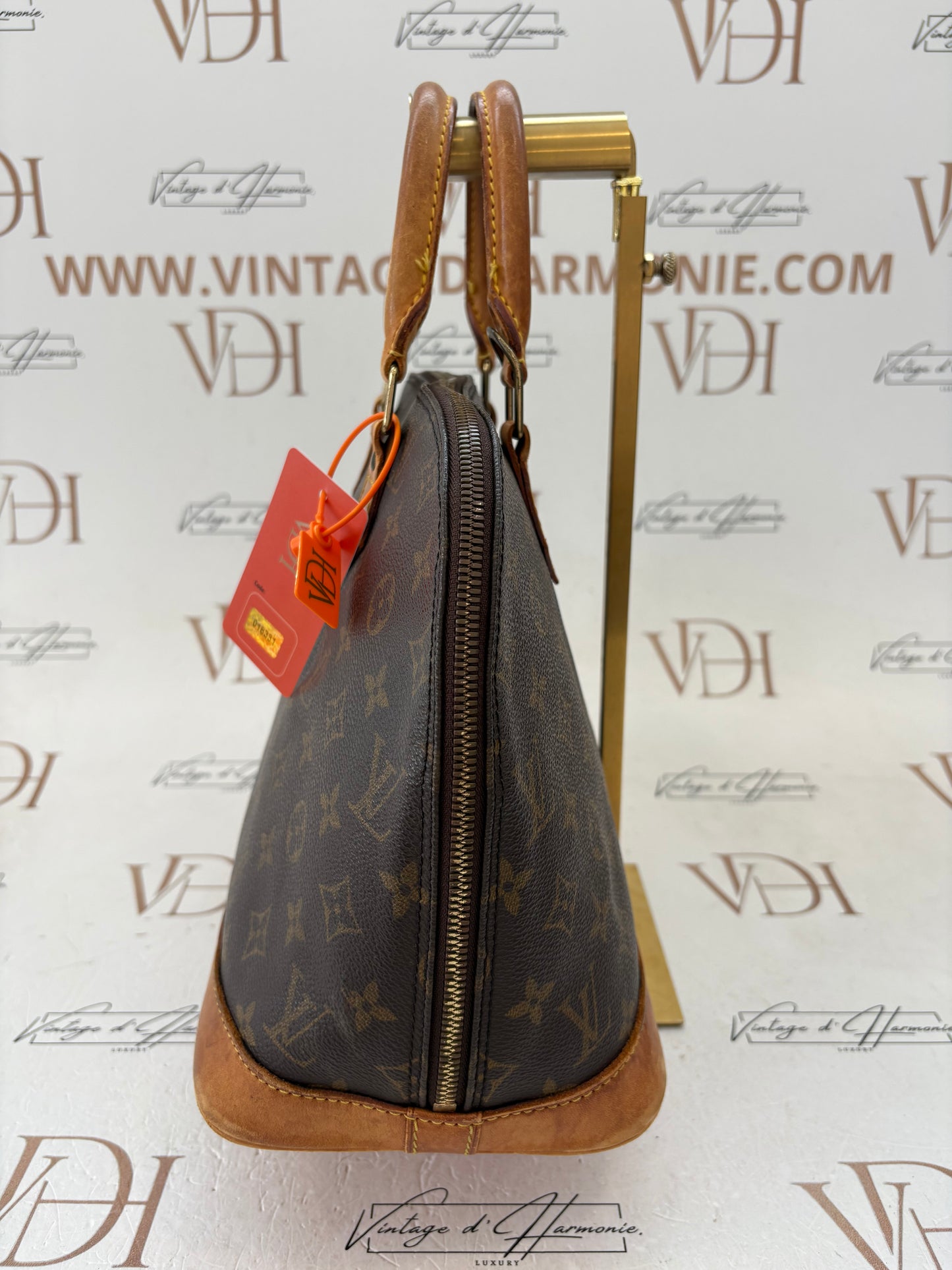 018331 - Louis Vuitton Alma