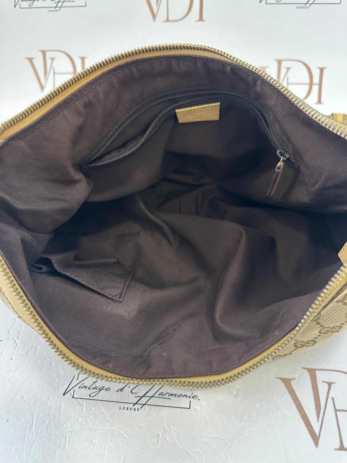 382768 - Gucci D-Ring