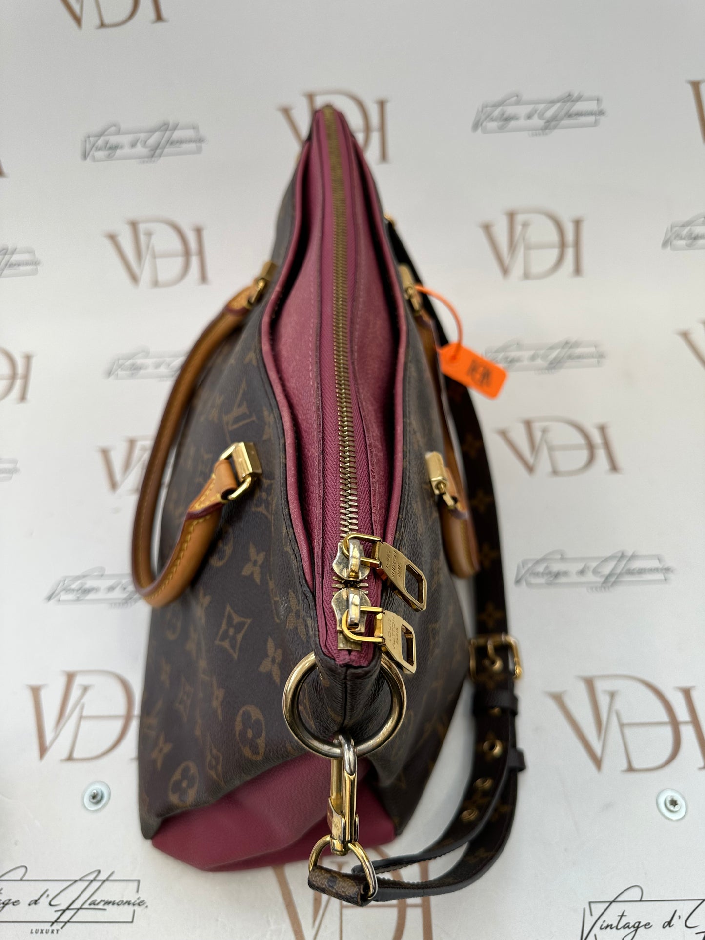 382943 - Louis Vuitton Pallas