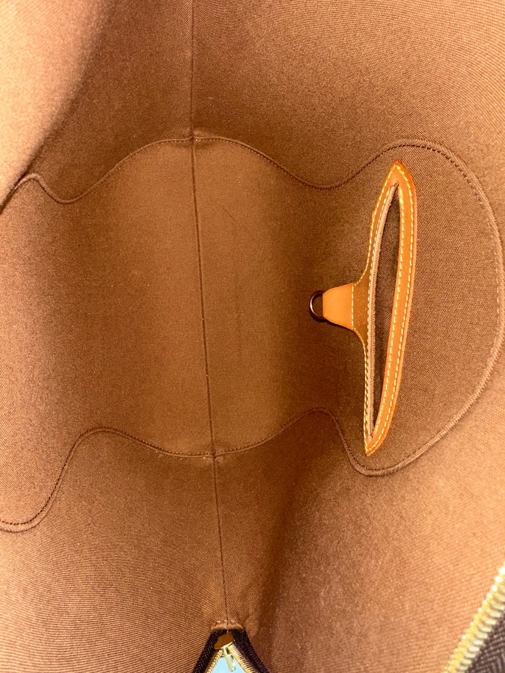 Louis Vuitton Ellipse MM