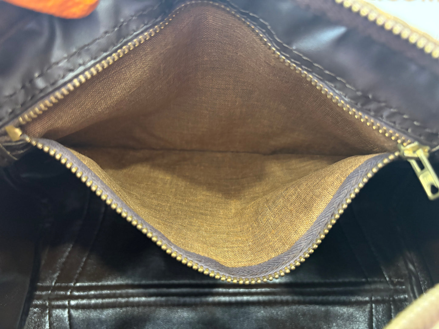 018597 - Christian Dior Brown Trotter Duffle
