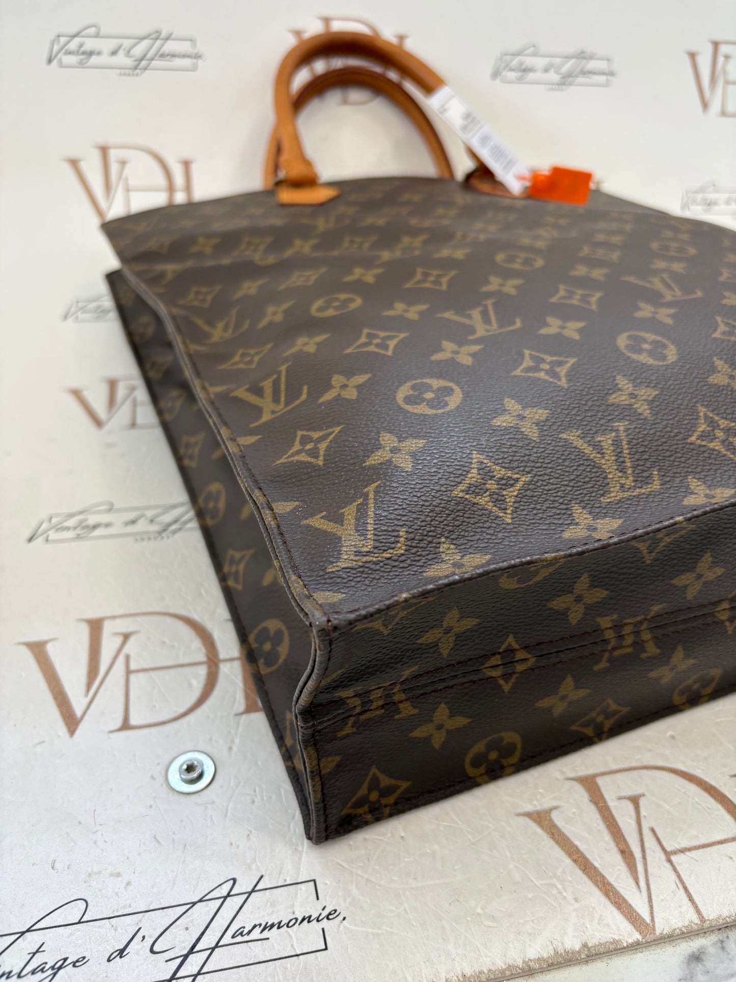 018277 - Louis Vuitton Sac Plat