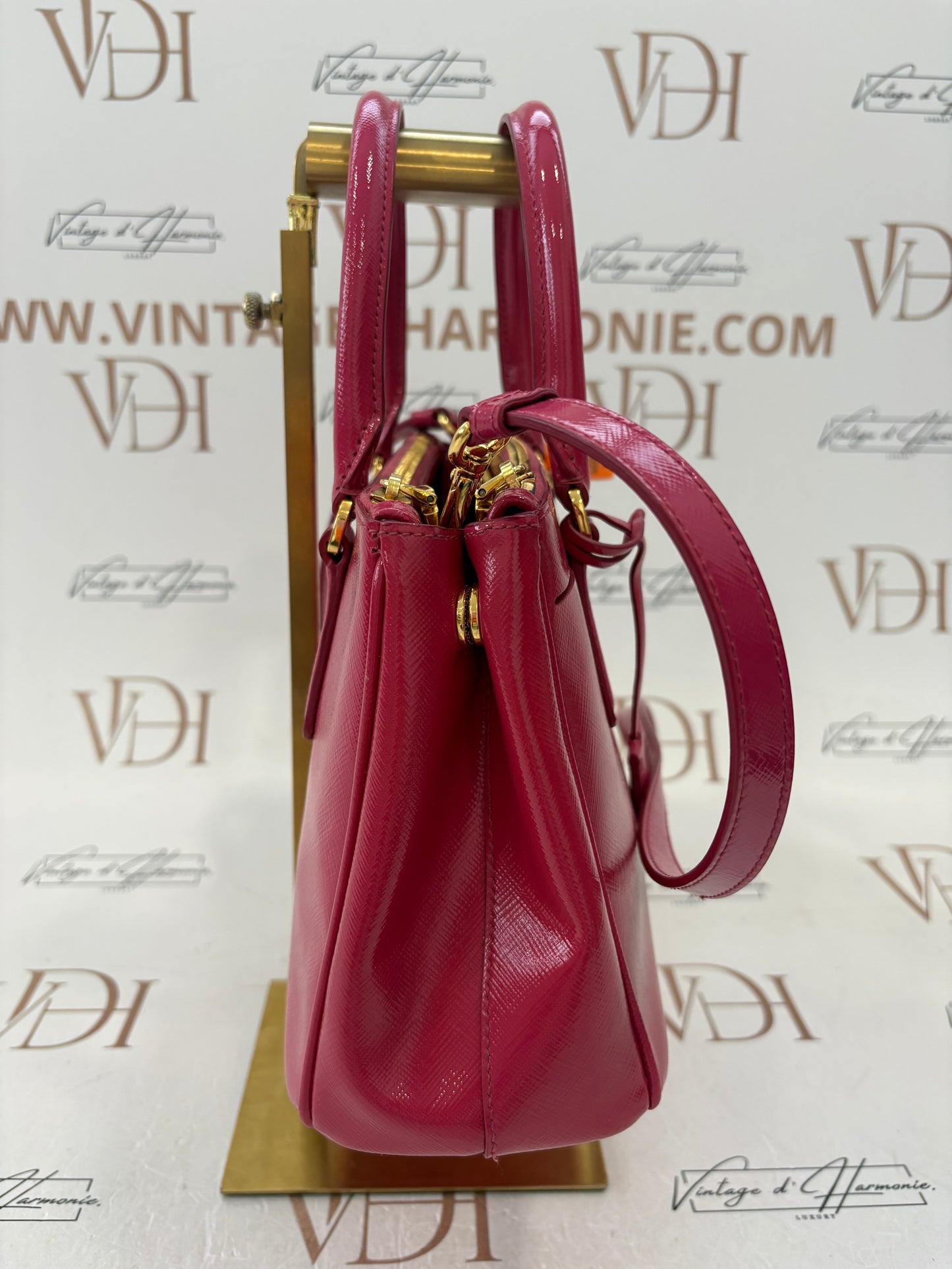 382954 - Prada Galleria Nano Pink
