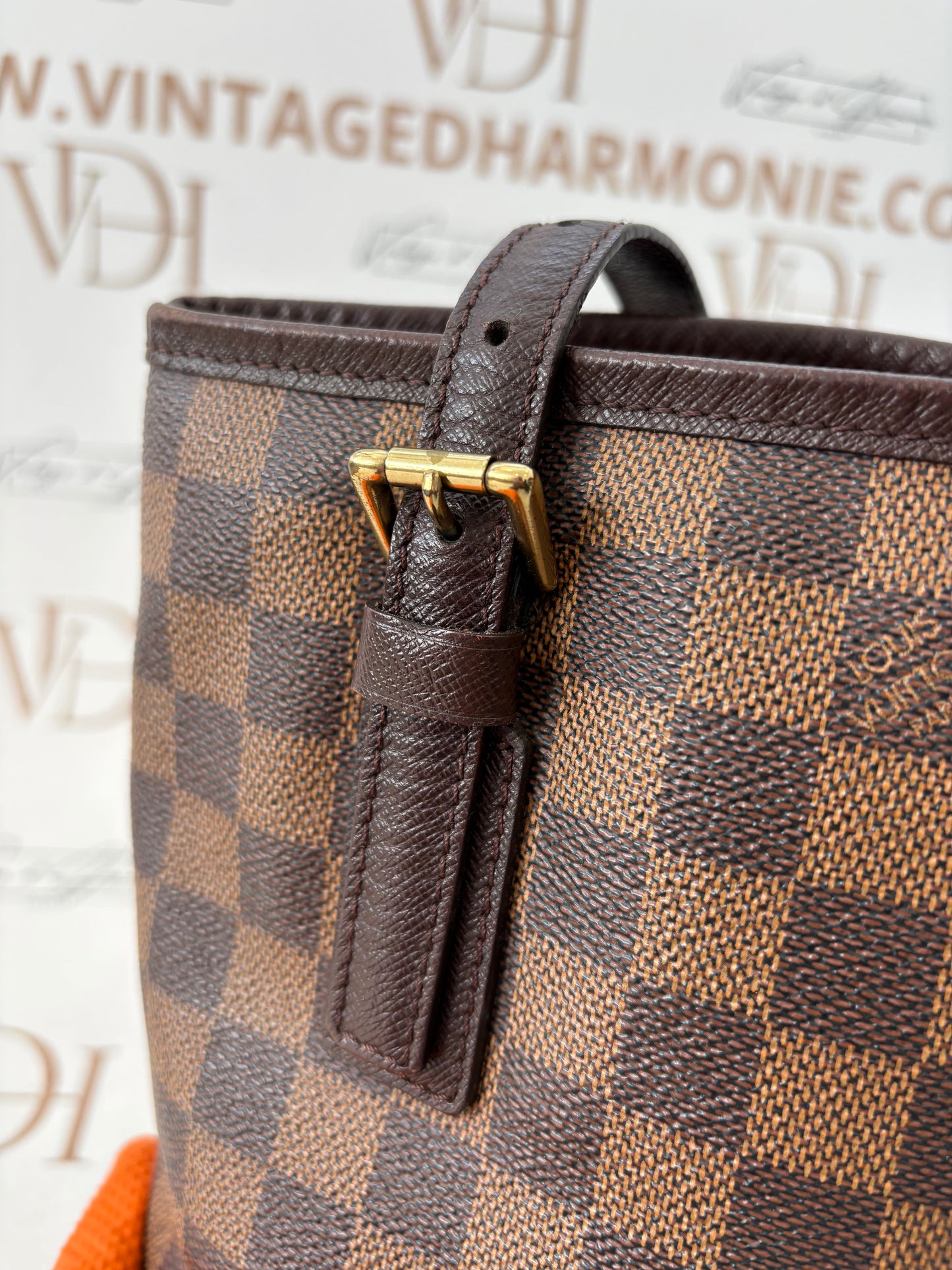 018964 - Louis Vuitton Marais