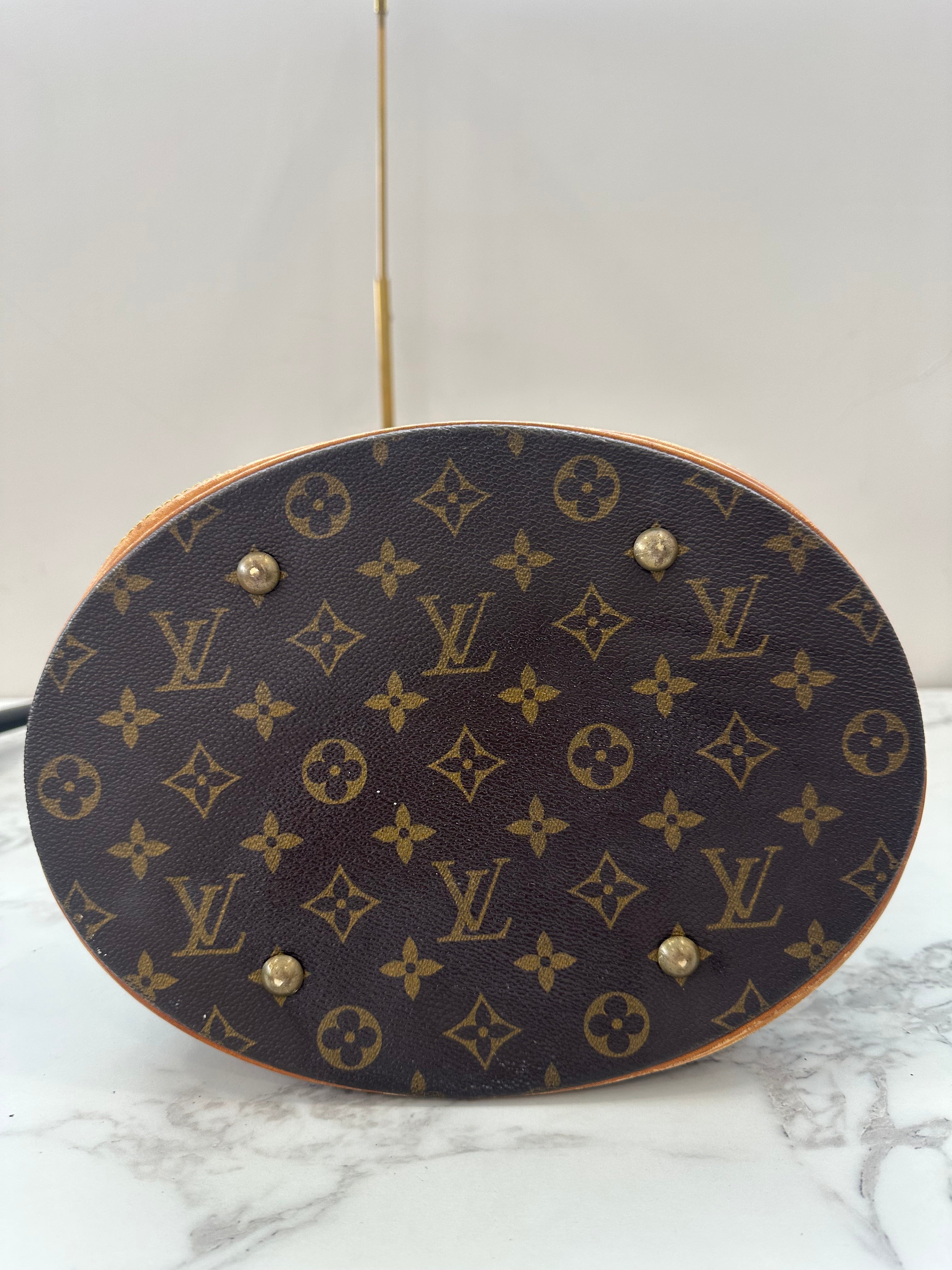 Louis Vuitton Bucket GM