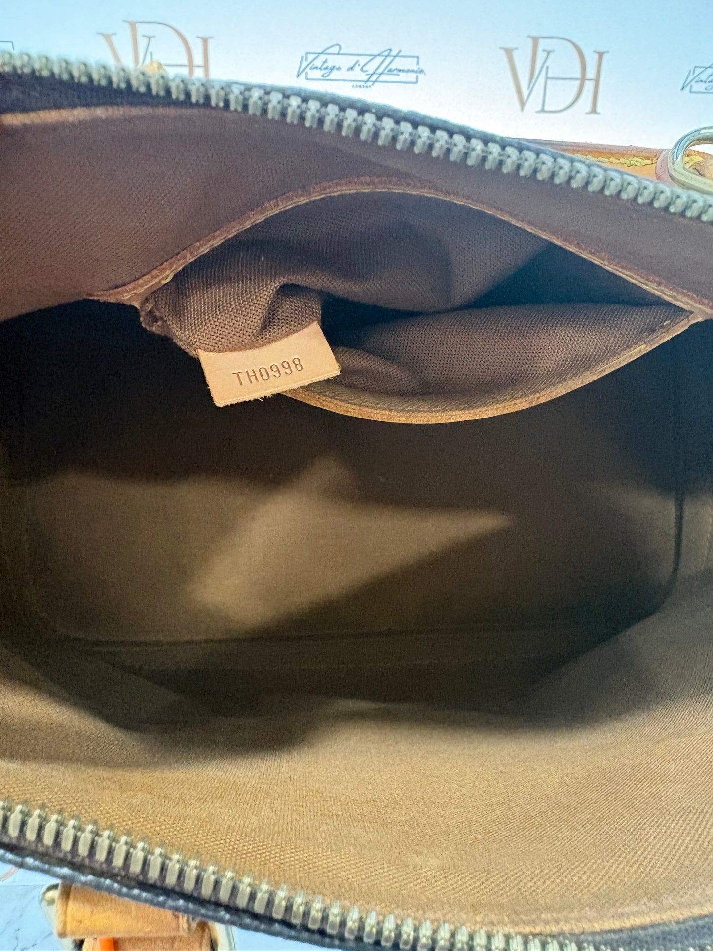 018955 - Louis Vuitton Alma