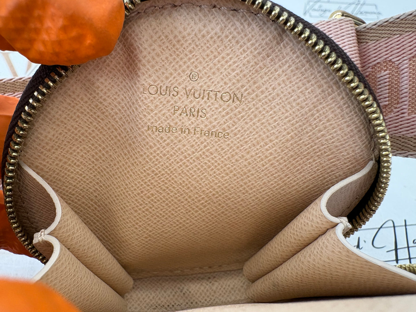 383355 - Louis Vuitton Multipochette