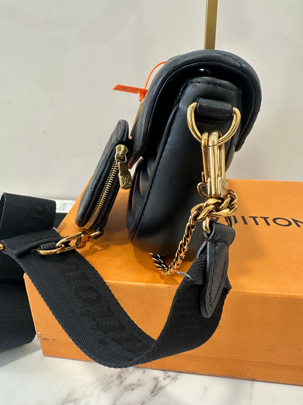 Louis Vuitton Multipochette Black