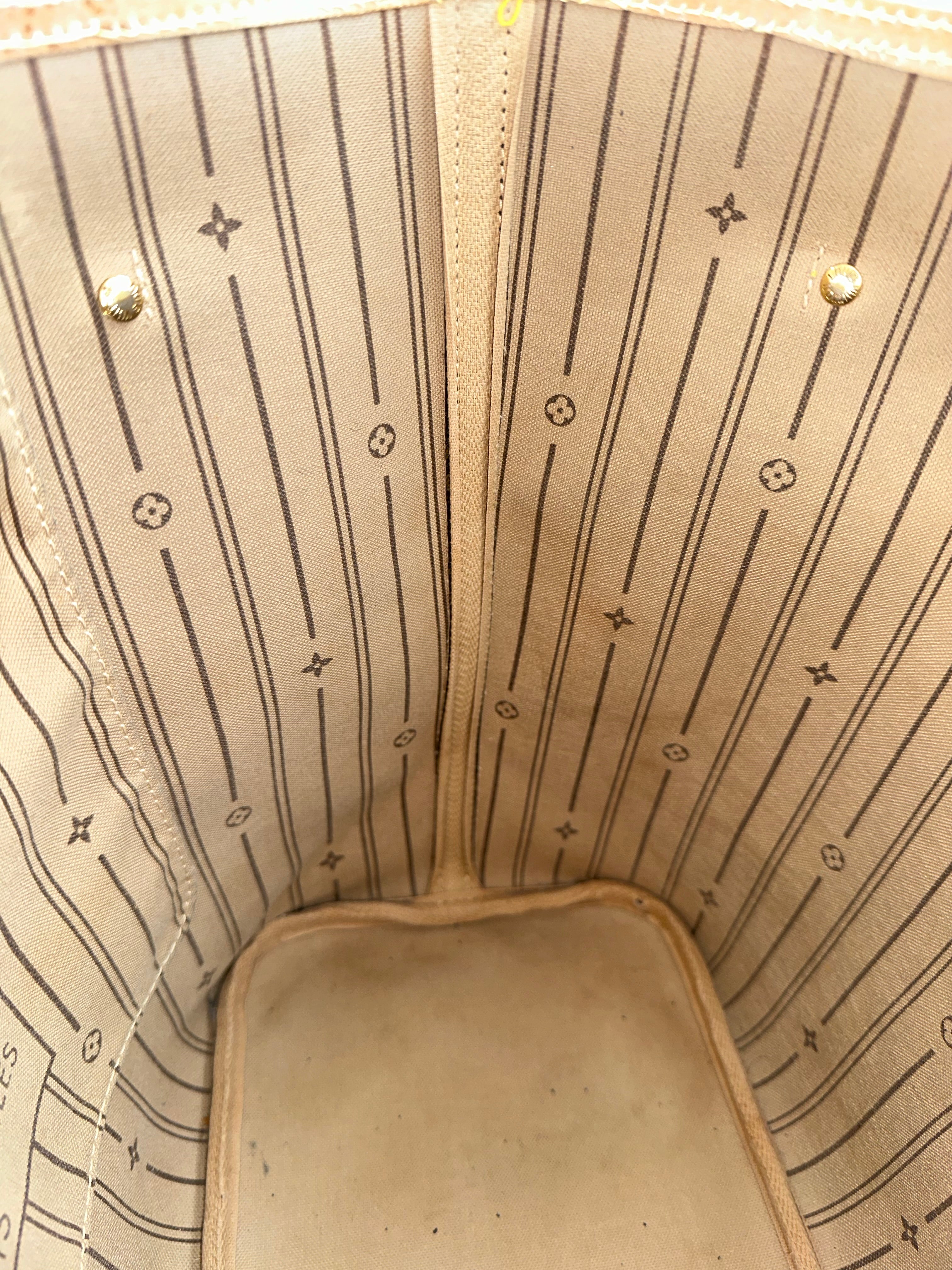 Louis Vuitton Neverfull MM