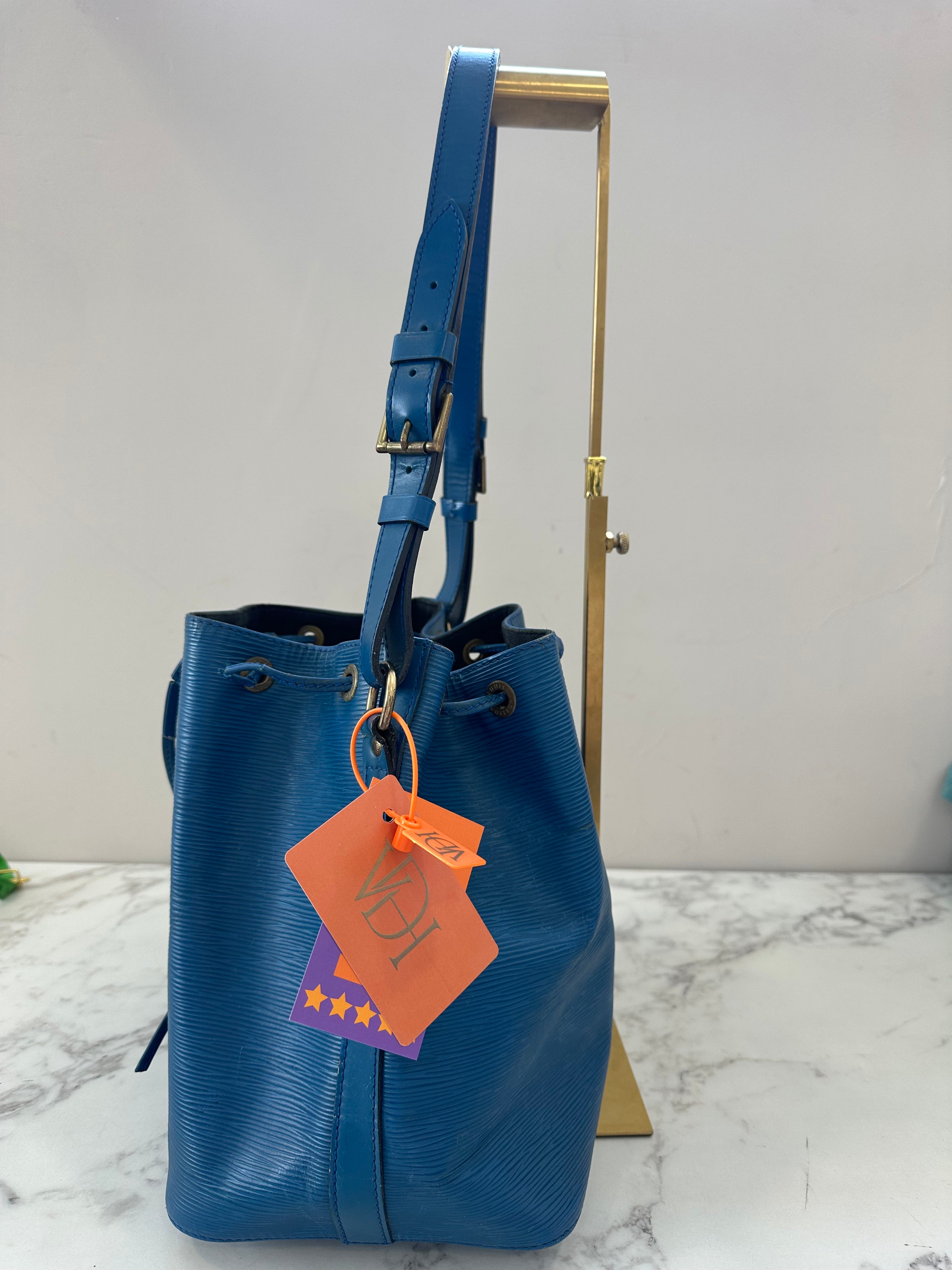 Louis Vuitton Epi Petite Noé Blue