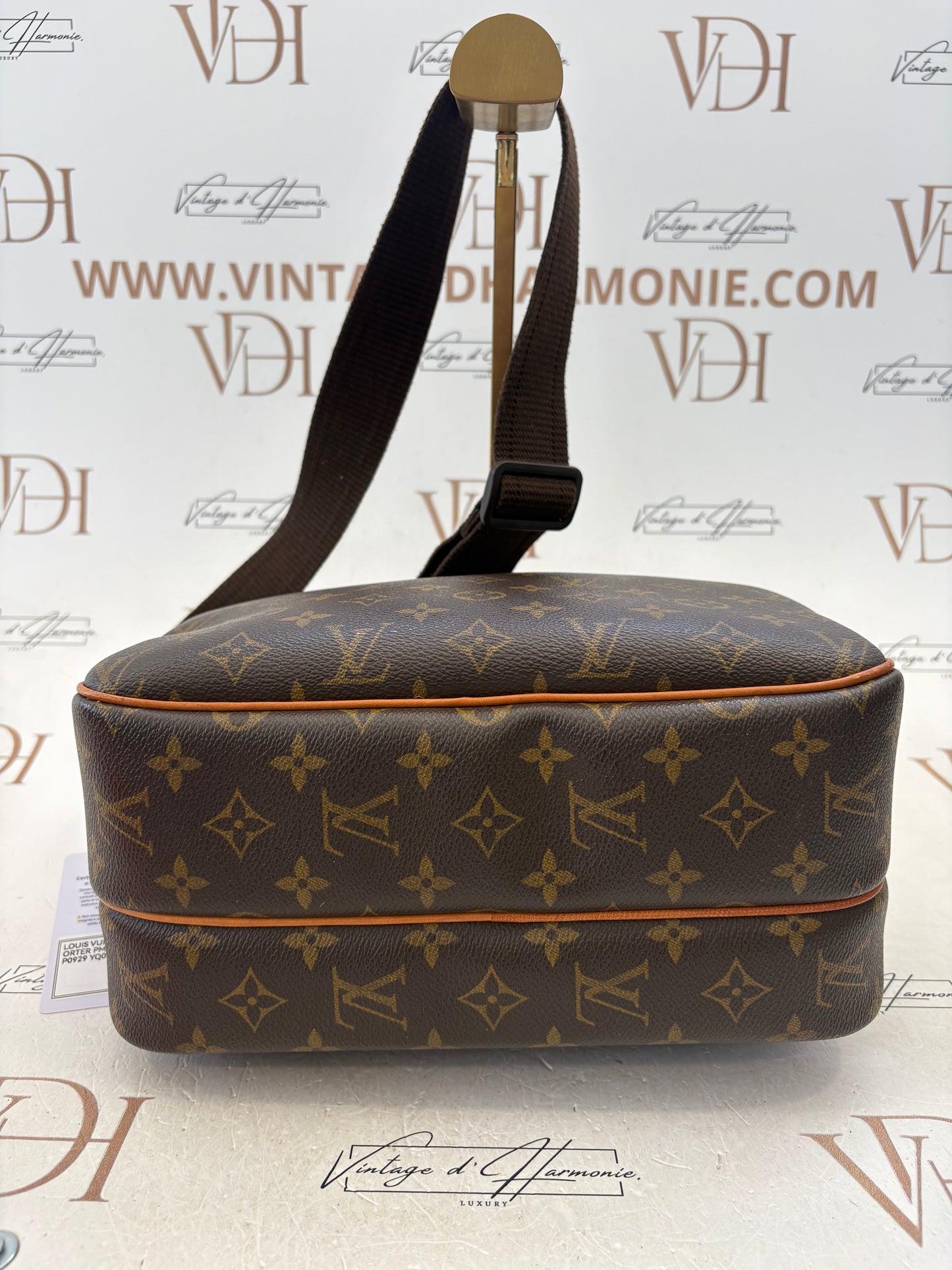 017200 - Louis Vuitton Reporter PM