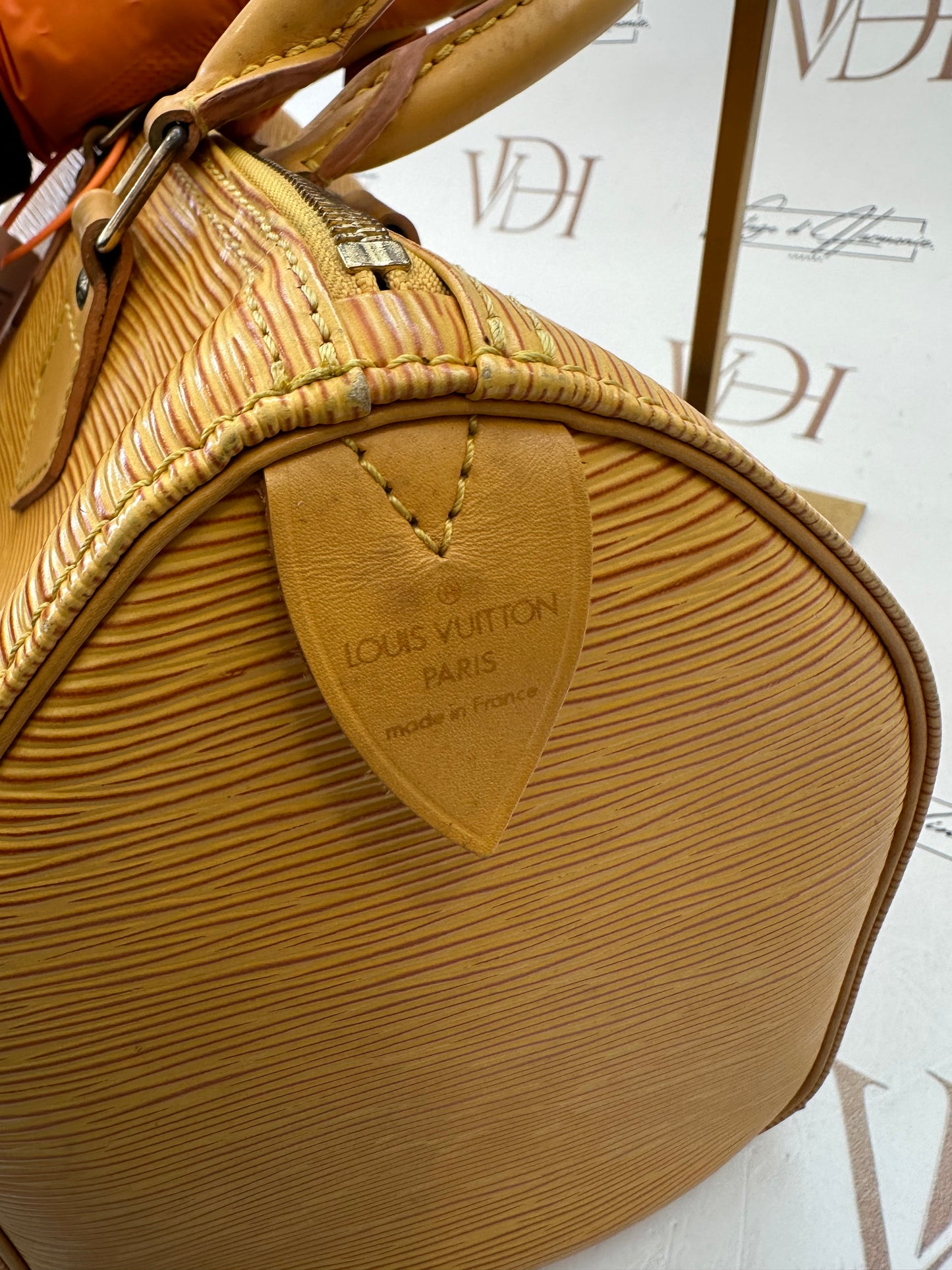 382942 - Louis Vuitton Speedy 25 Epi Yellow