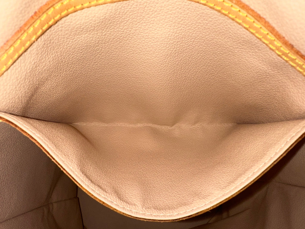 Louis Vuitton Bucket GM