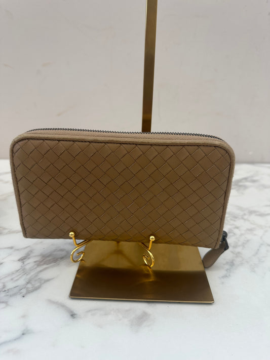 Bottega Veneta Beige Wallet