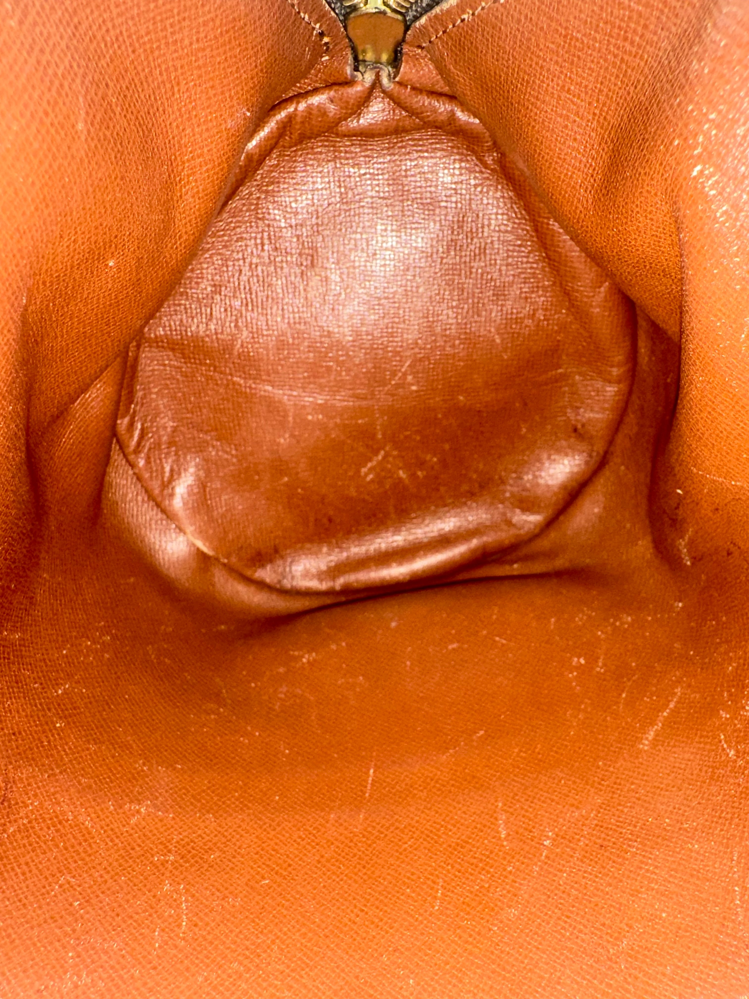 Louis Vuitton Papillon 30