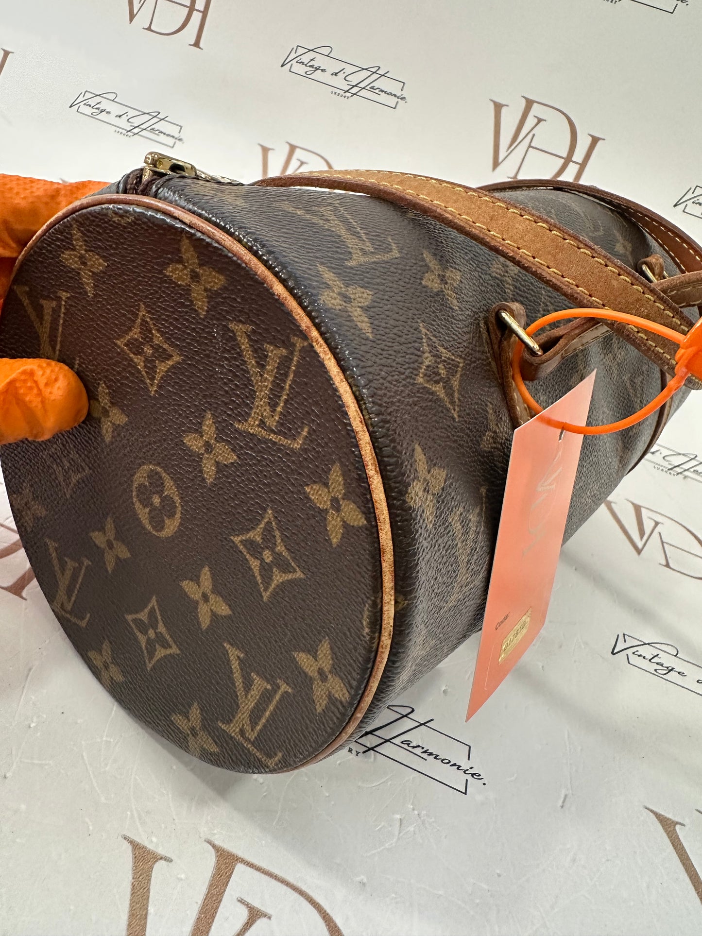 017810 - Louis Vuitton Papillon 30