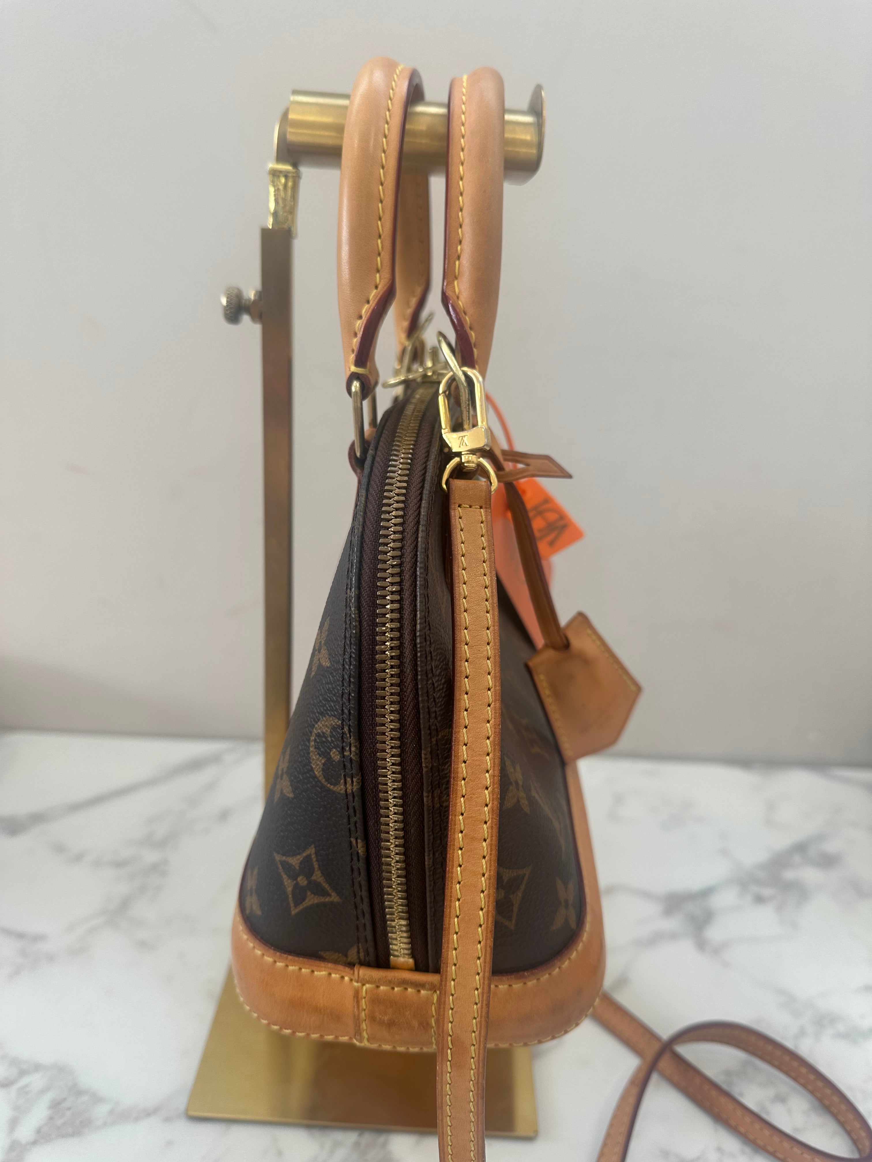 Louis Vuitton Alma BB