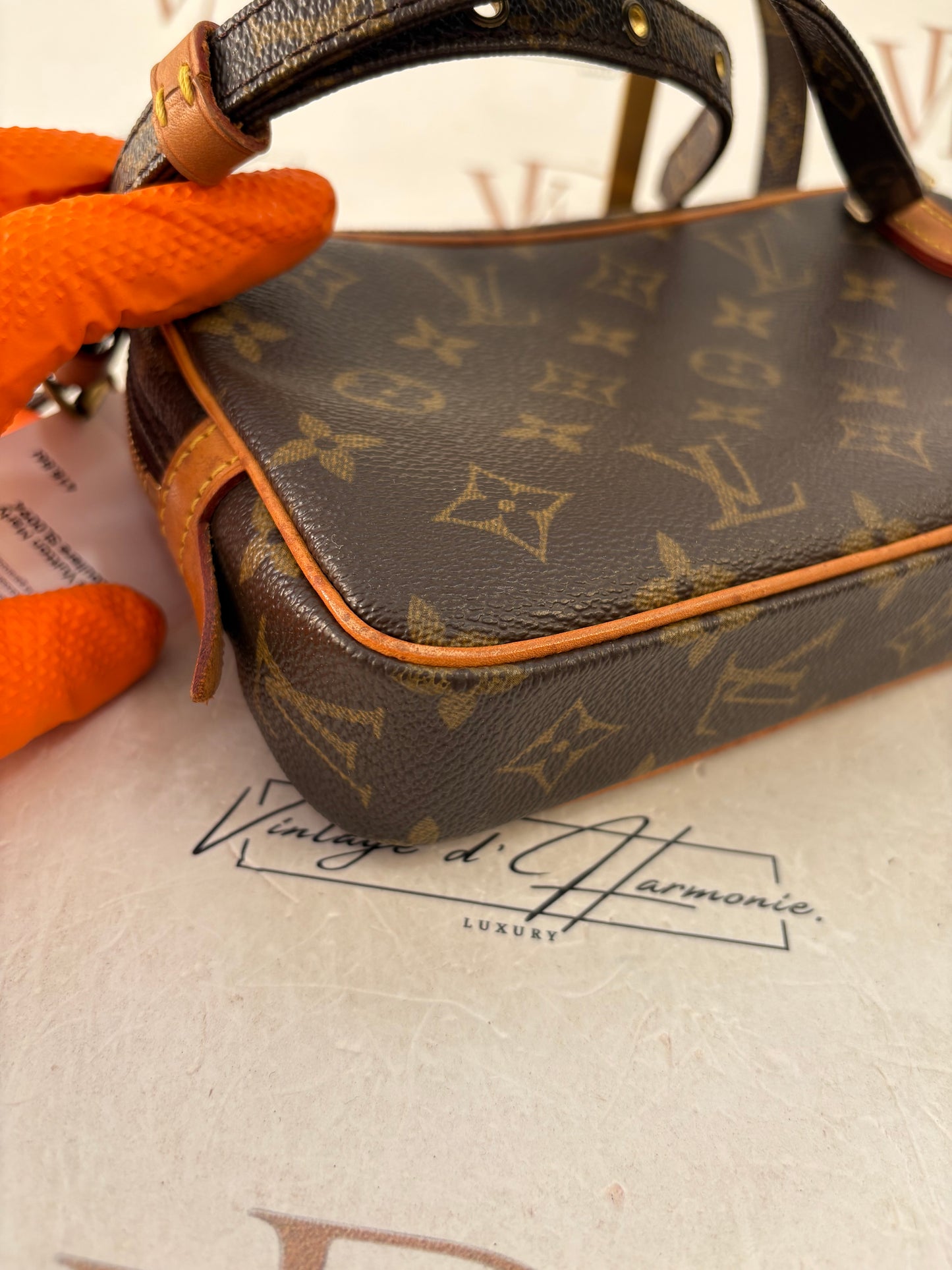 017662 - Louis Vuitton Marly Bandouliere