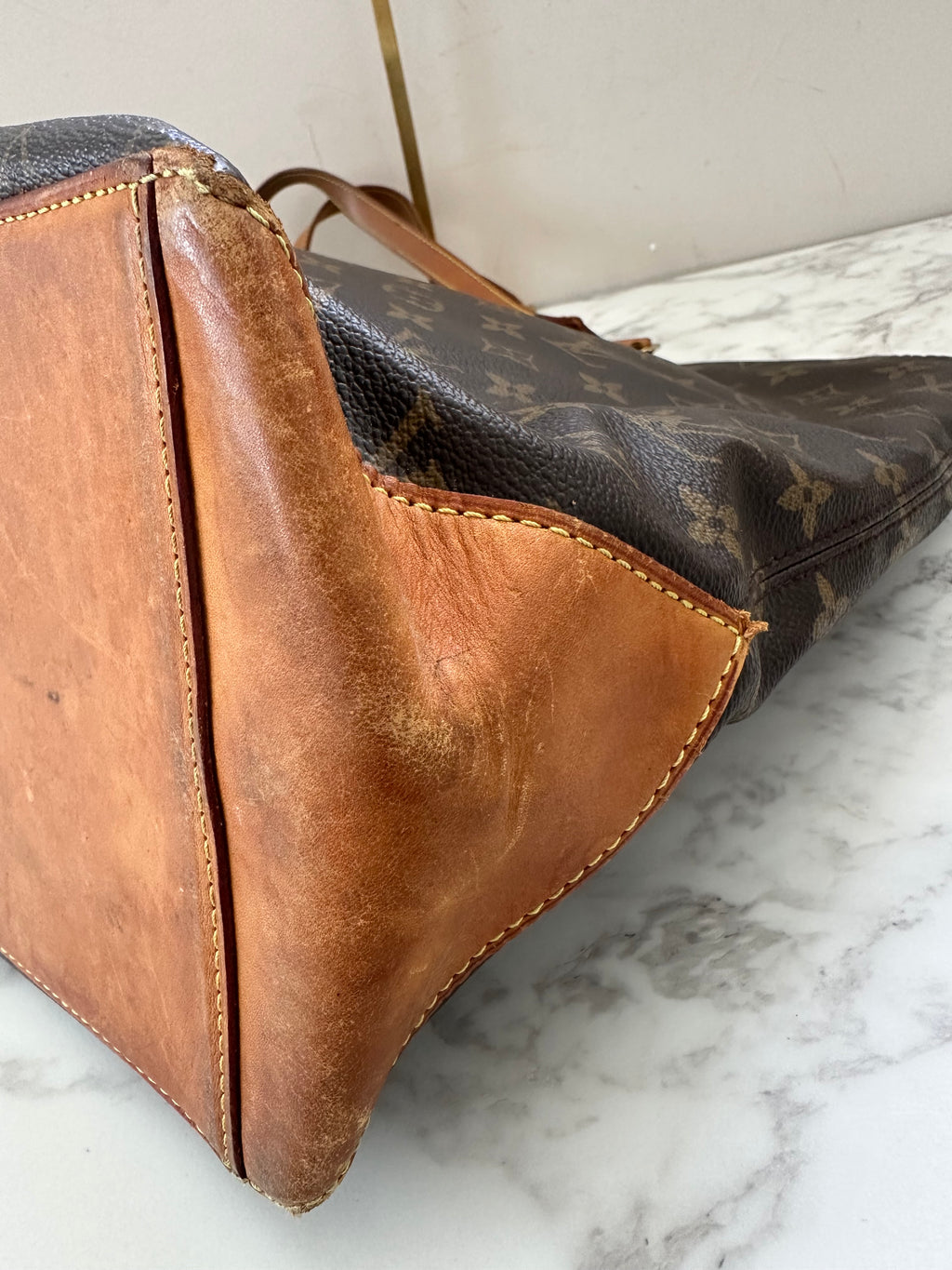 Louis Vuitton Cabas Mezzo