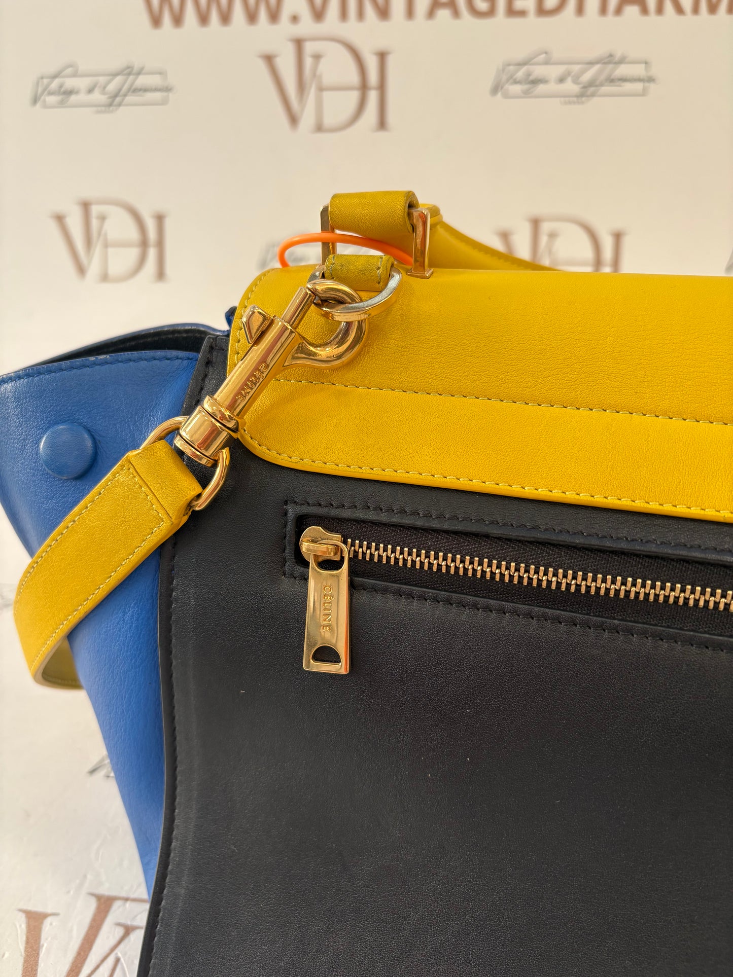 200990 - Céline Trapeze