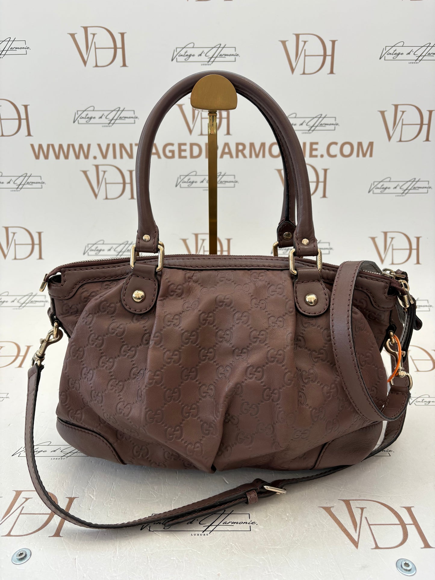 383232 - Gucci Sukey