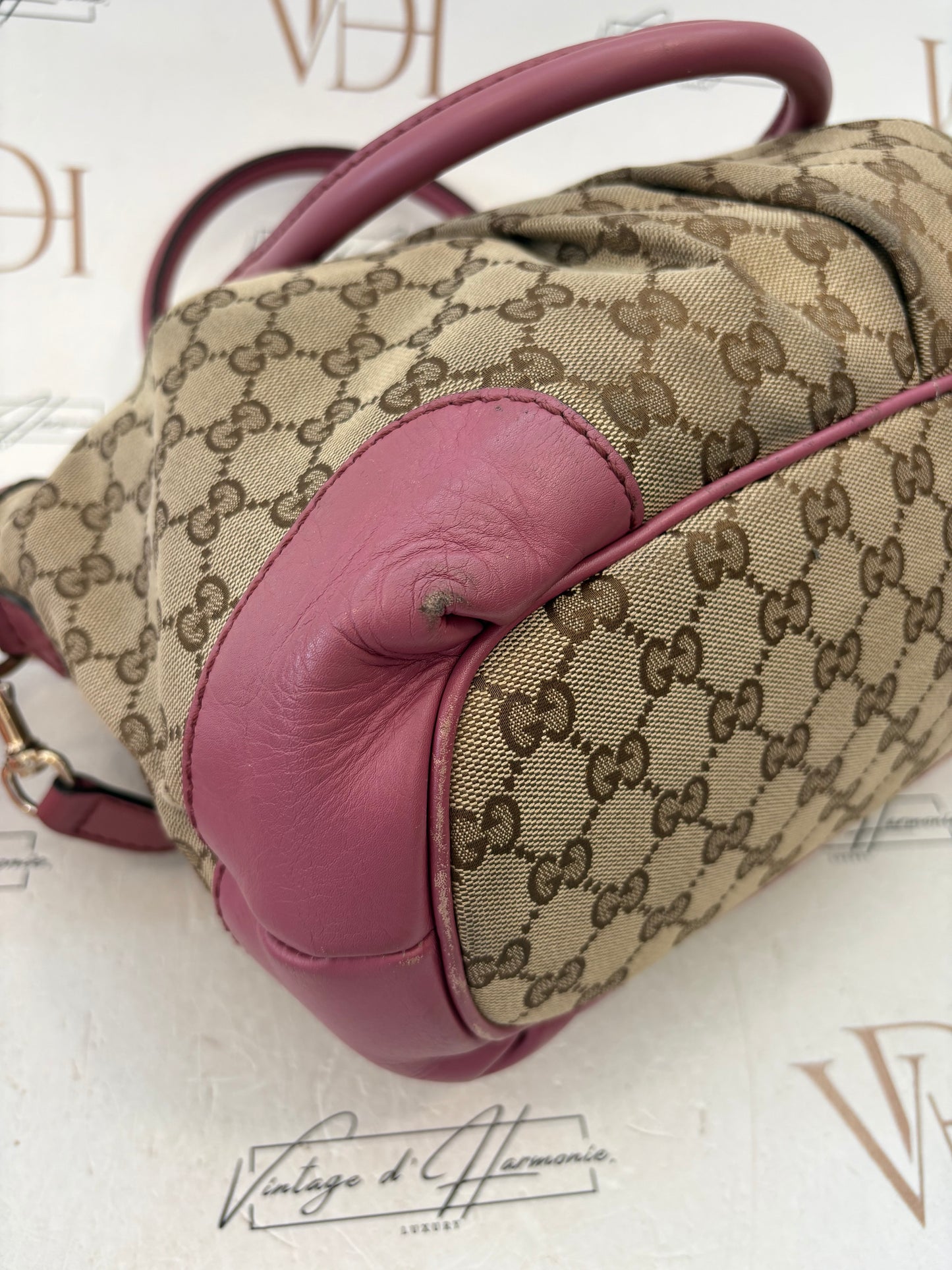383977 - Gucci Sukey