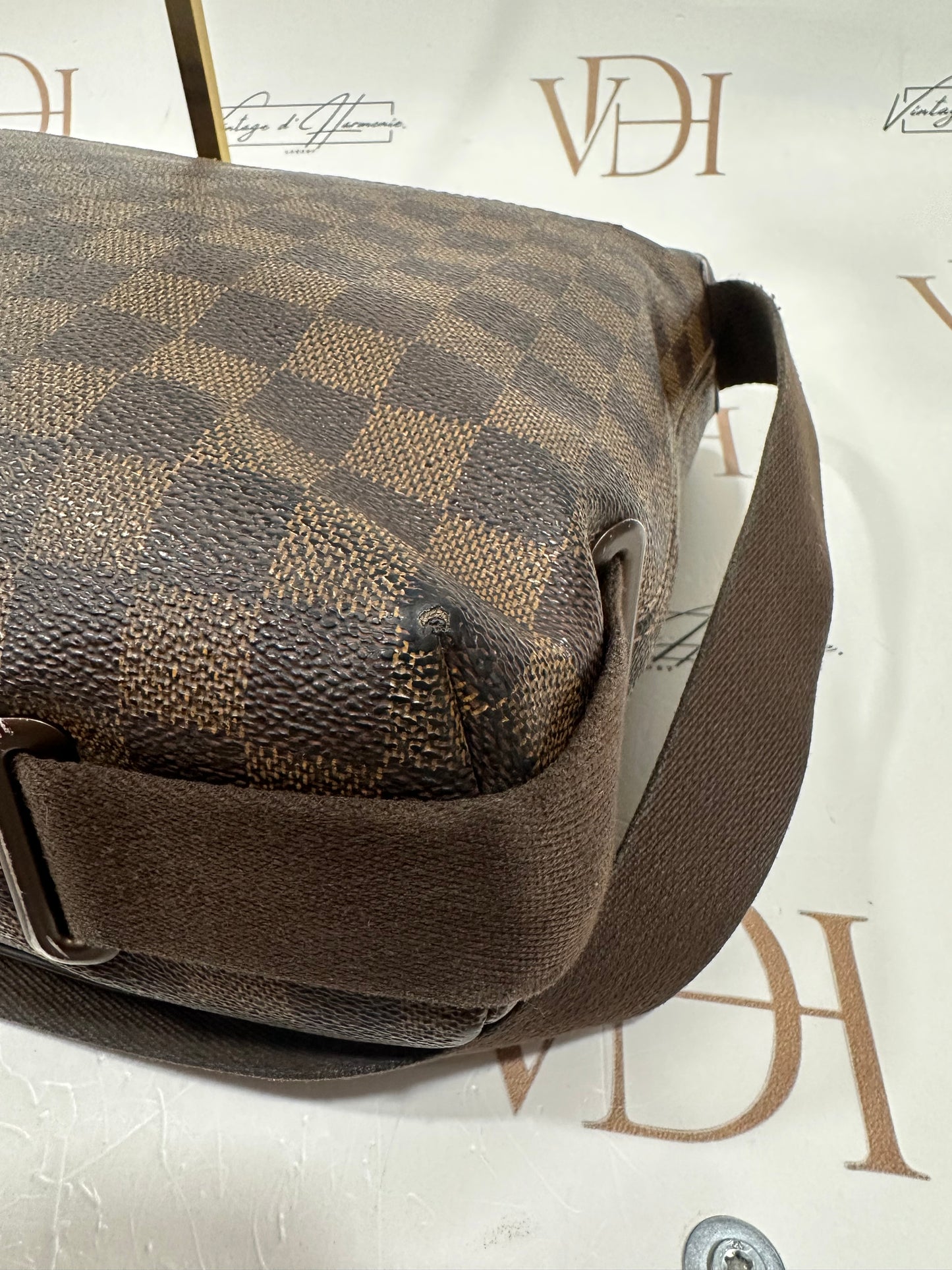 017788 - Louis Vuitton Damier Brooklyn MM