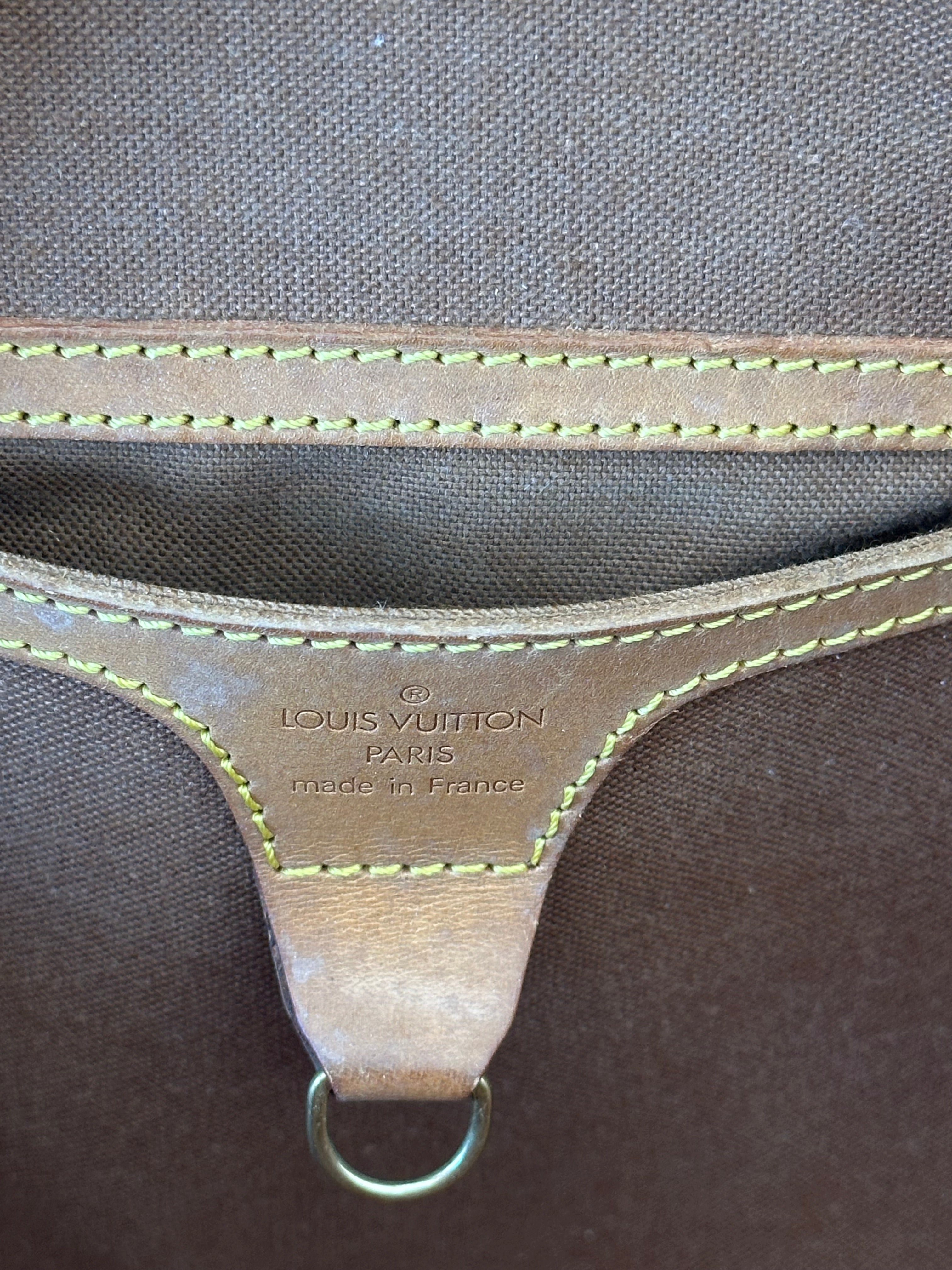 Louis Vuitton Ellipse MM