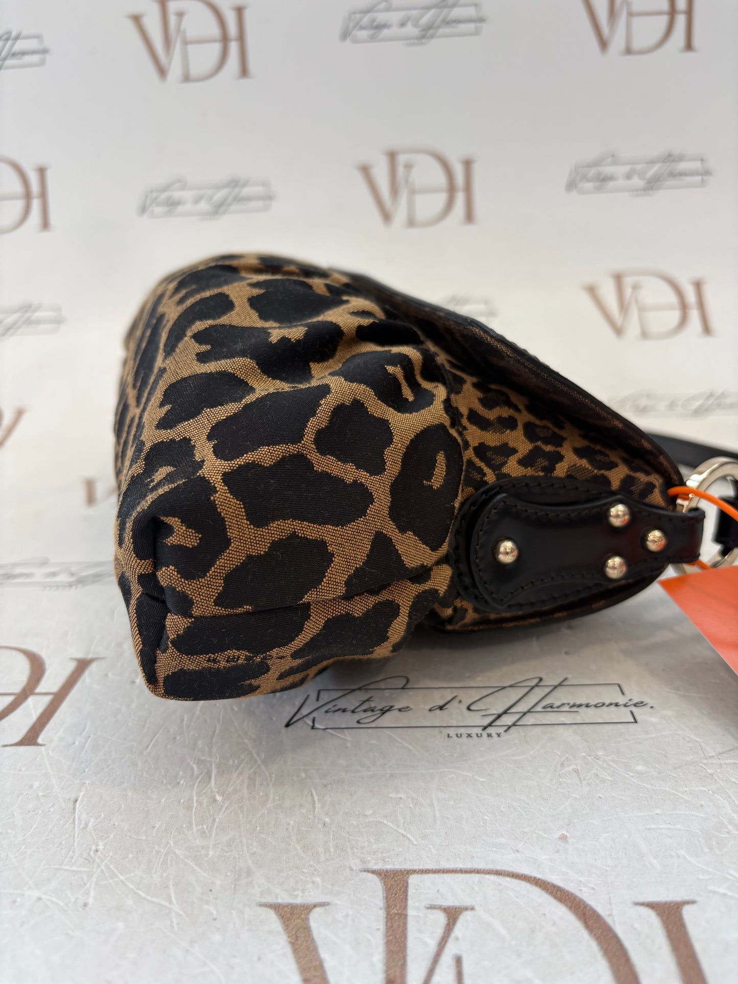 018705 - Fendi Brown Canvas Cheetah Zucca