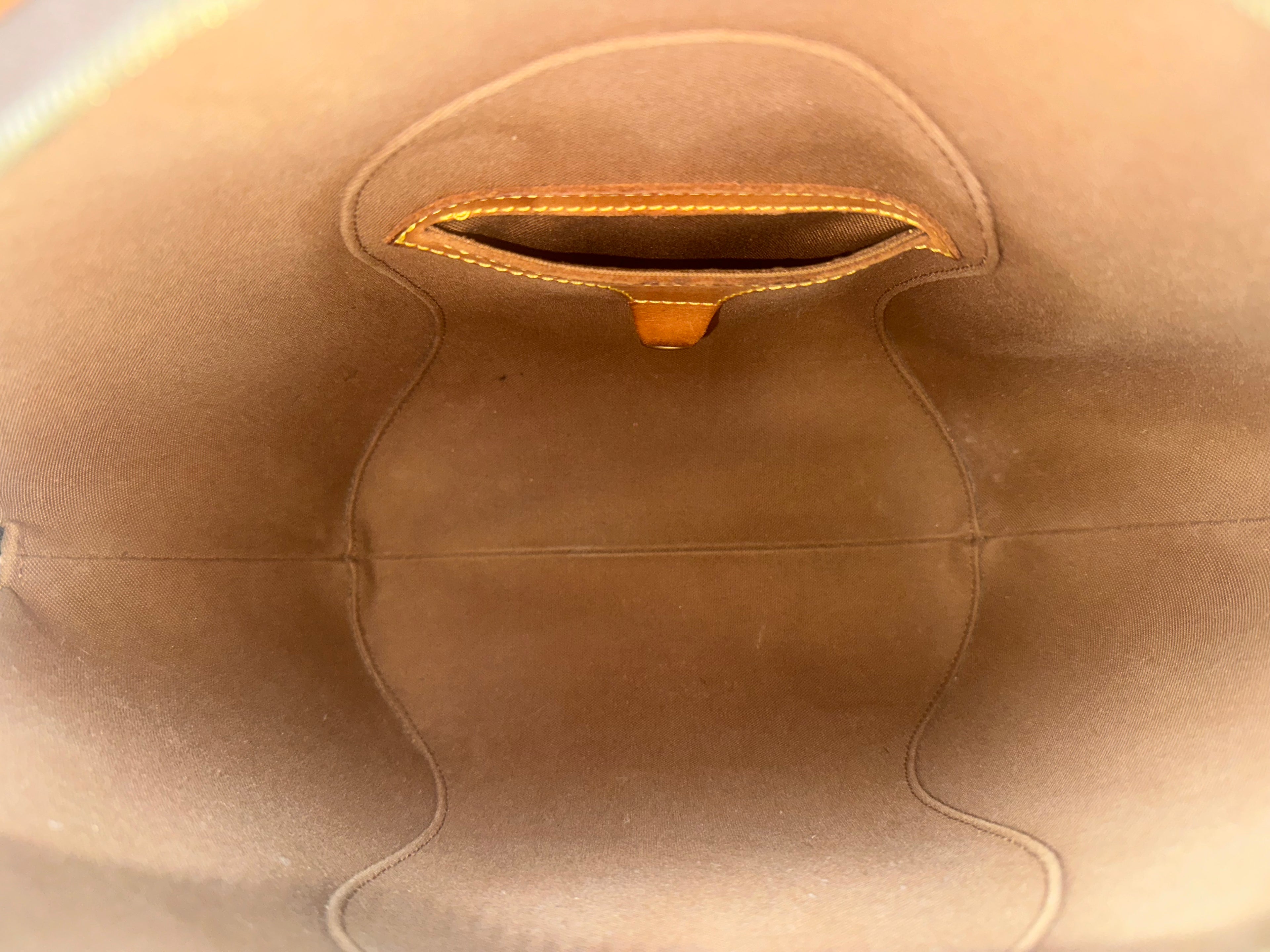 Louis Vuitton Ellipse MM