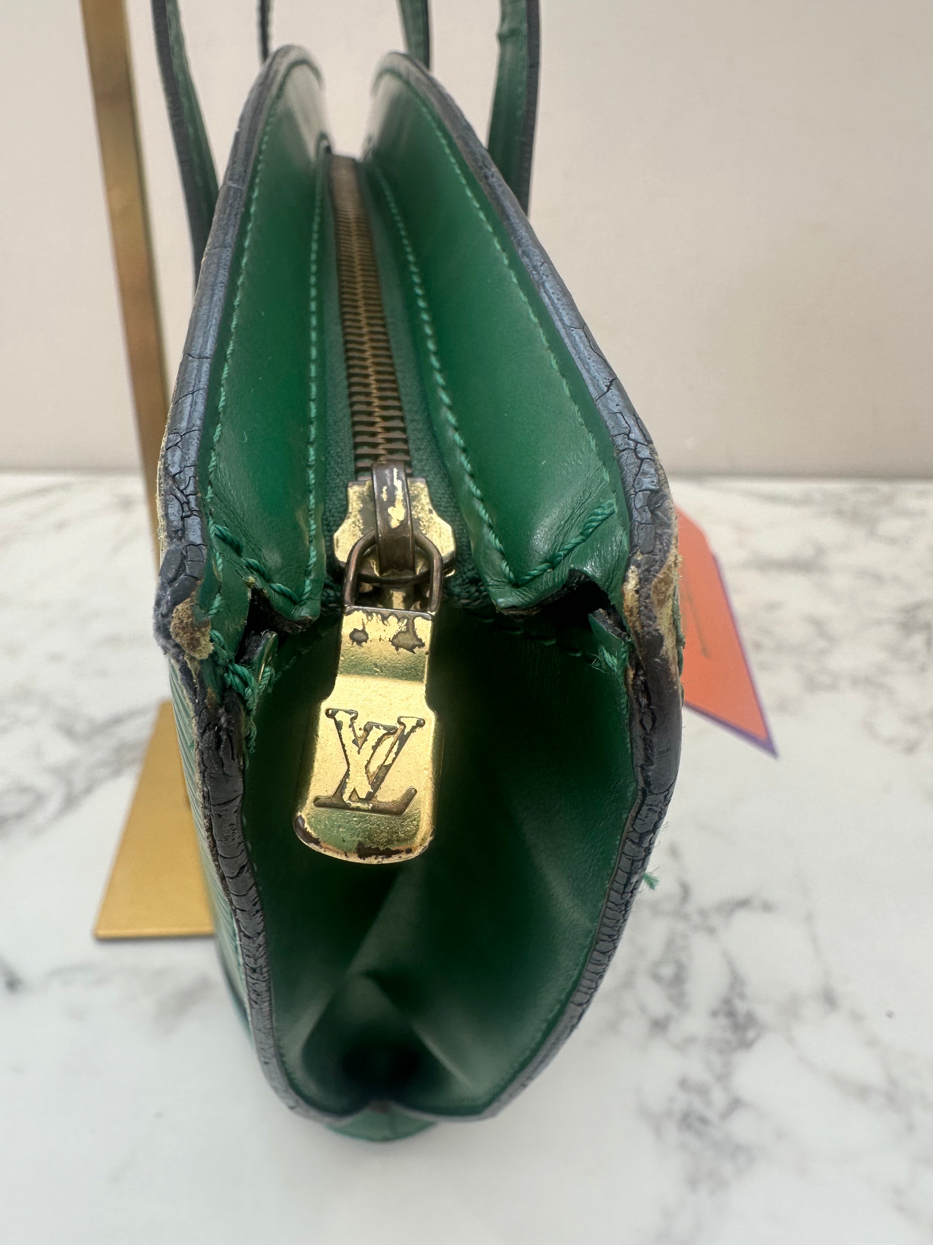 Louis Vuitton Green Epi Saint jacques
