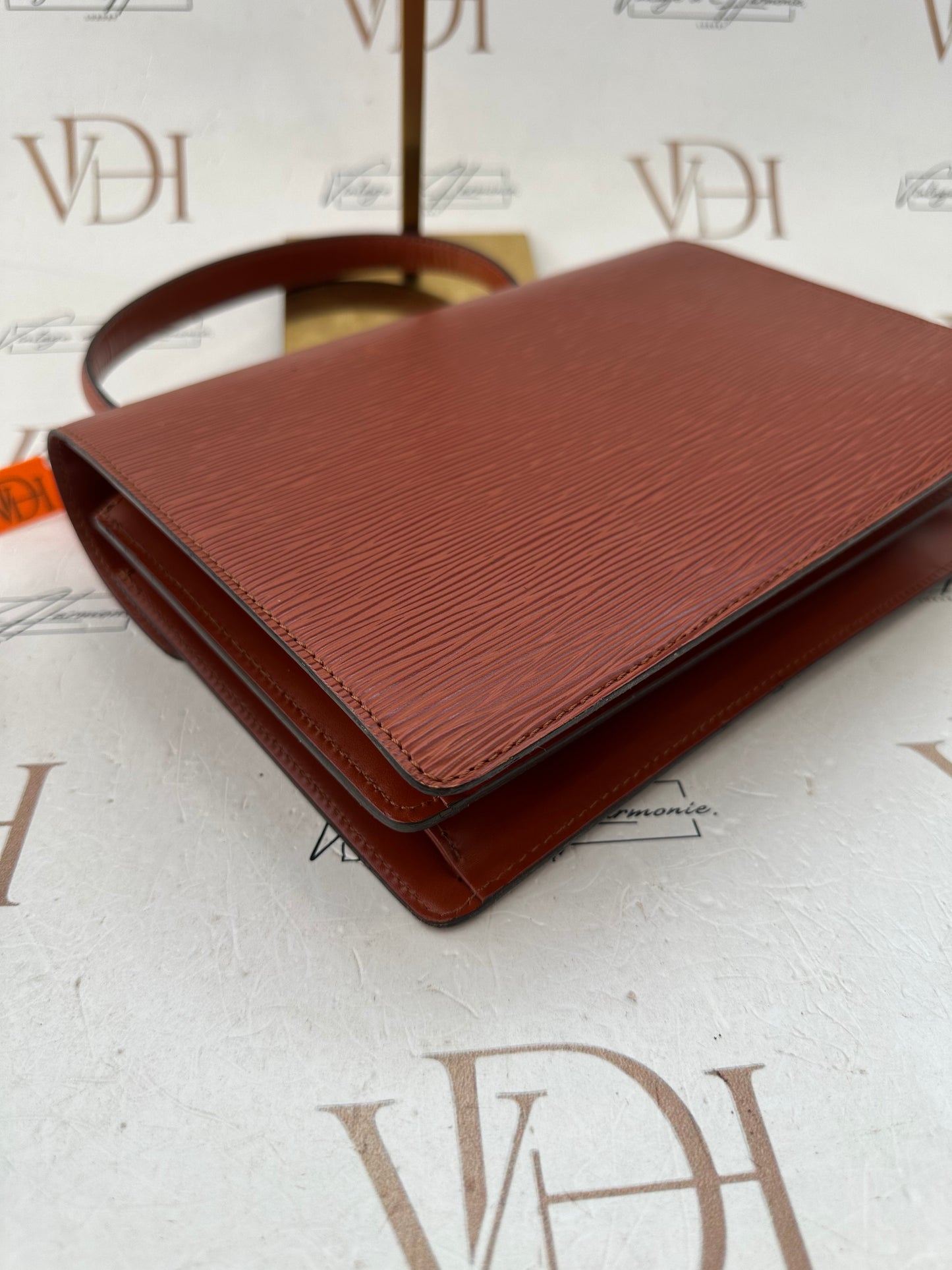 018063 - Louis Vuitton Epi Concorde