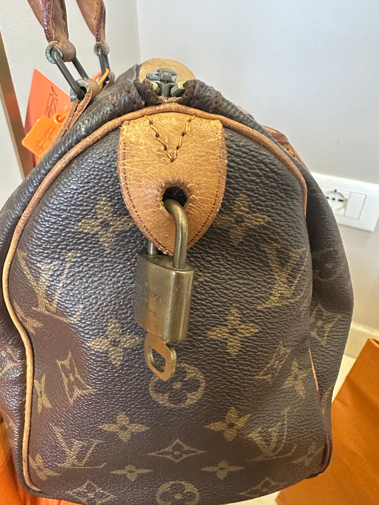 Louis Vuitton Speedy 25