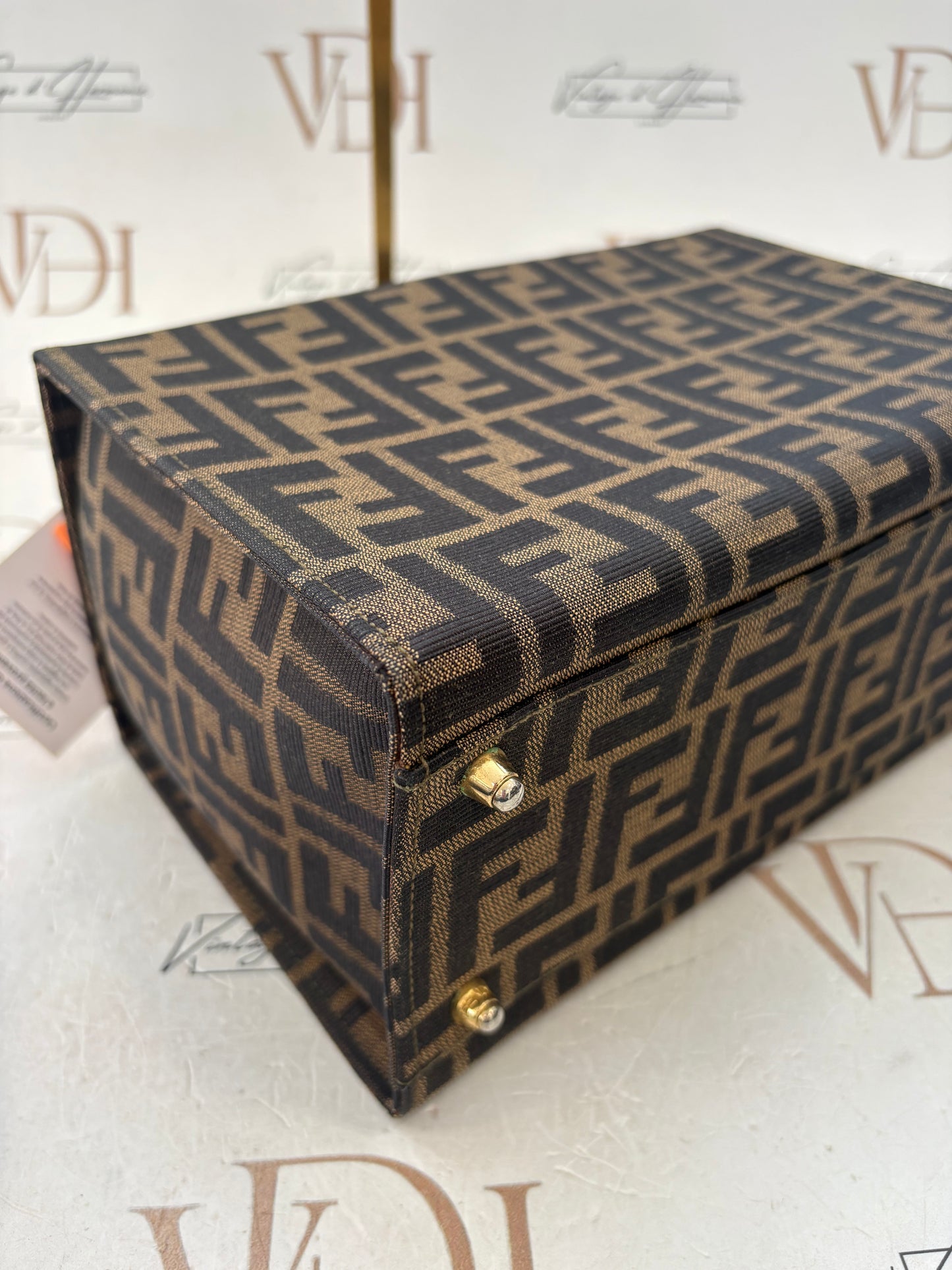 018105 - Fendi Brown Zucca