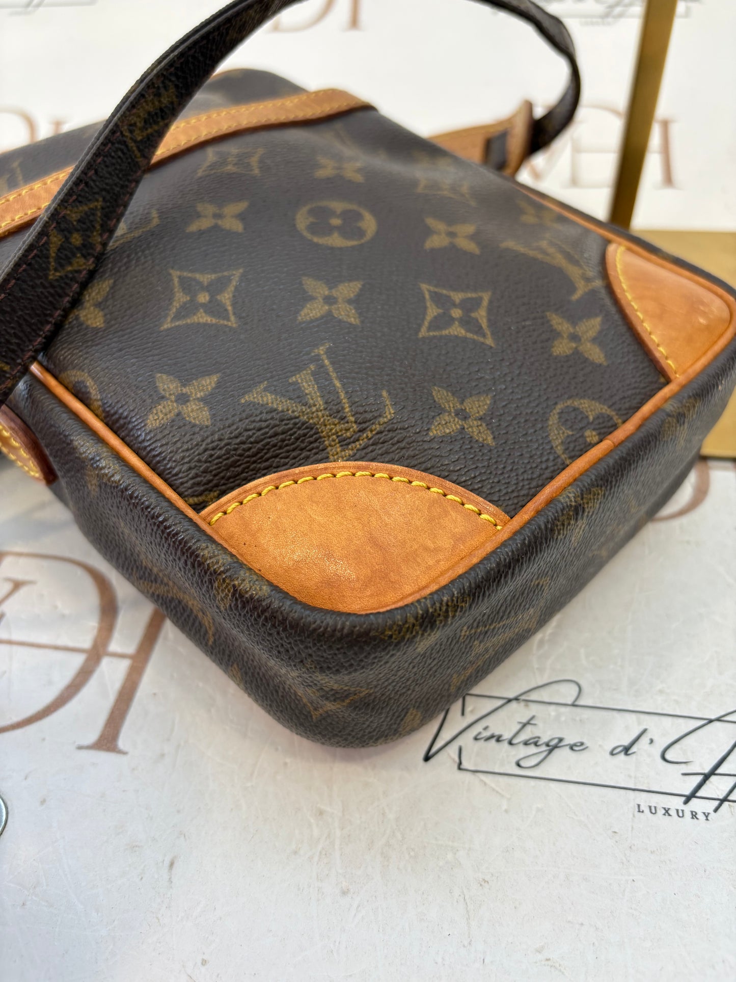 018762 - Louis Vuitton Danube