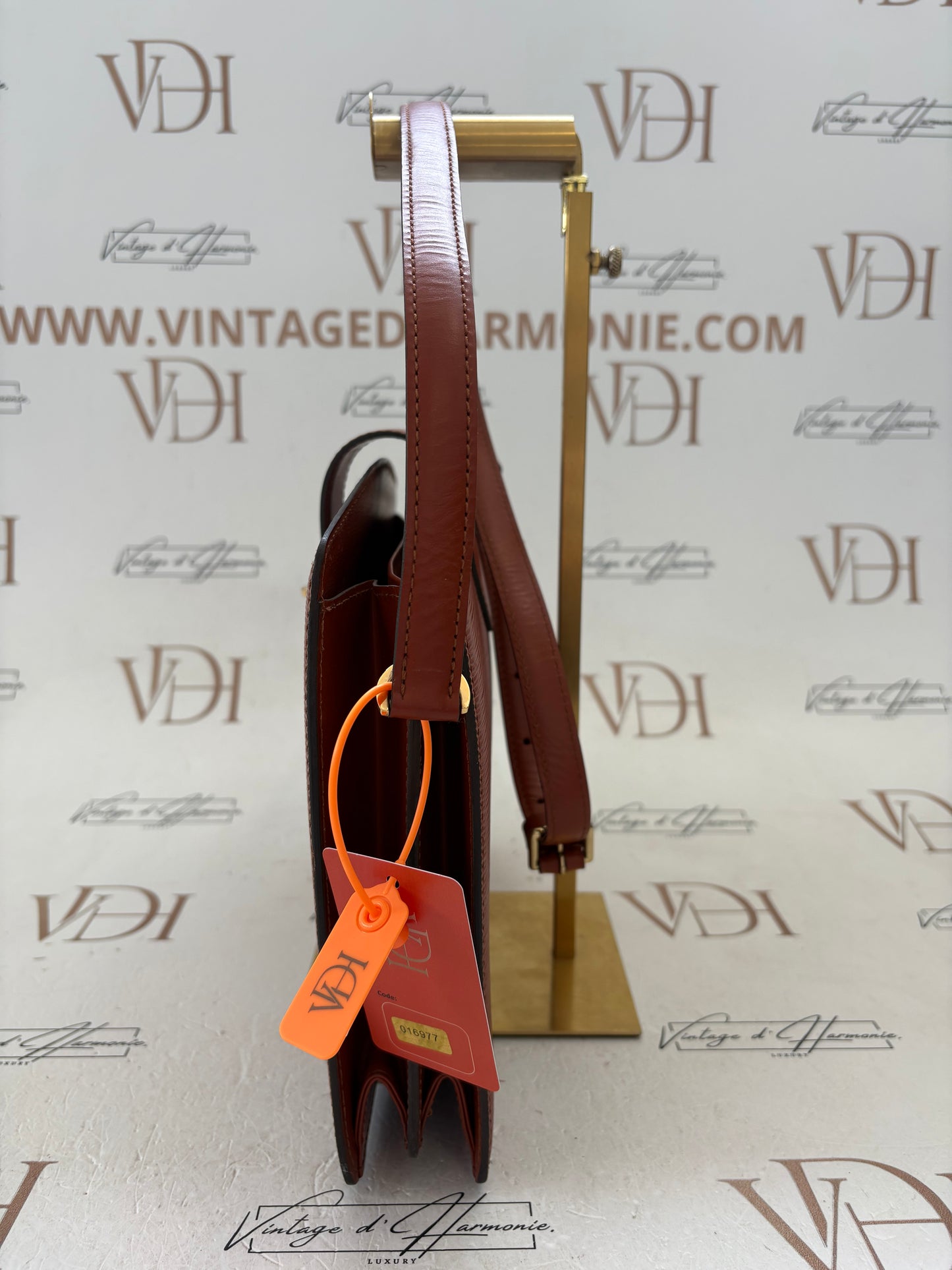016977 - Louis Vuitton Epi Capuchin