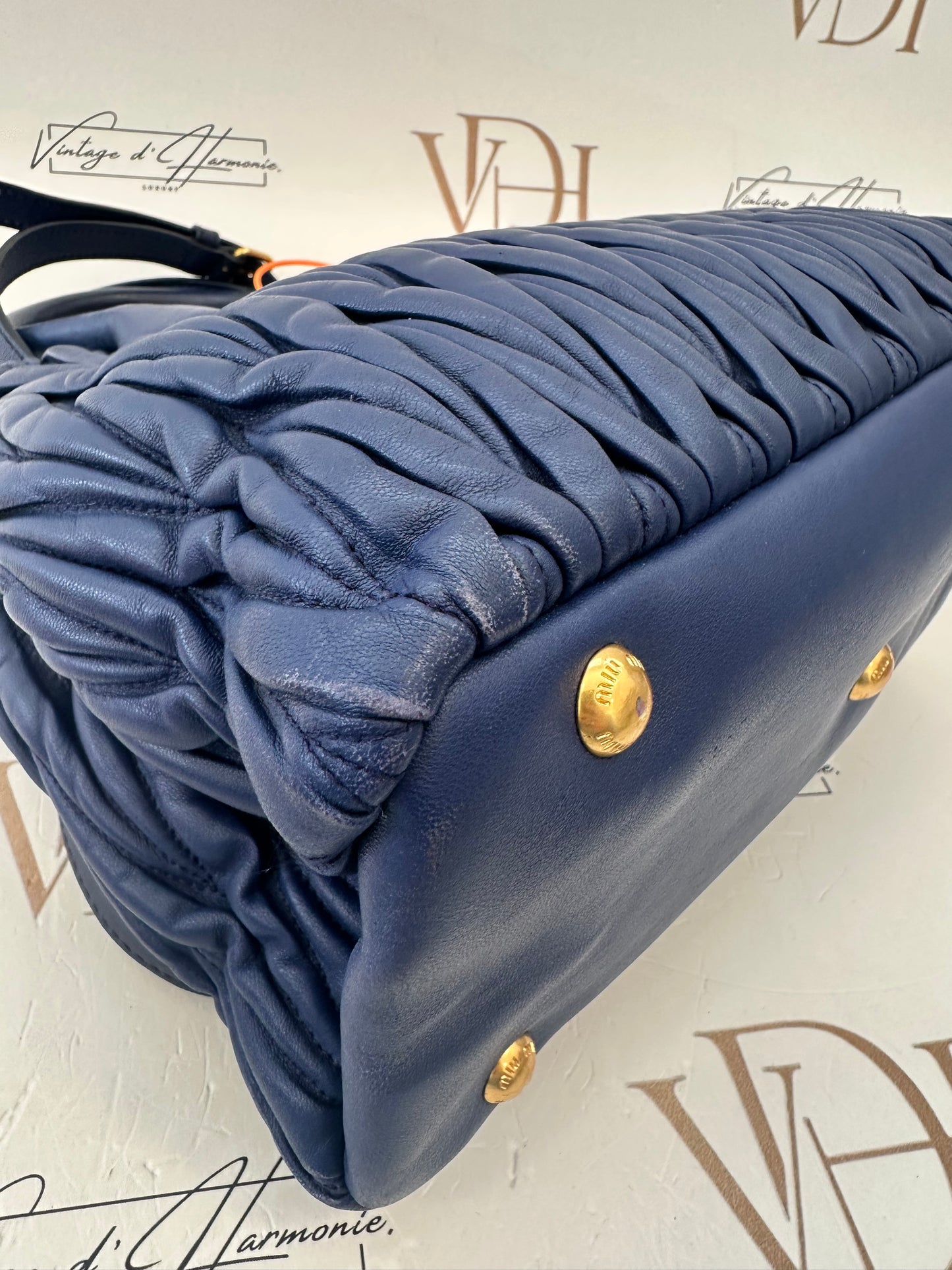 382661 -  Miu Miu Avenue