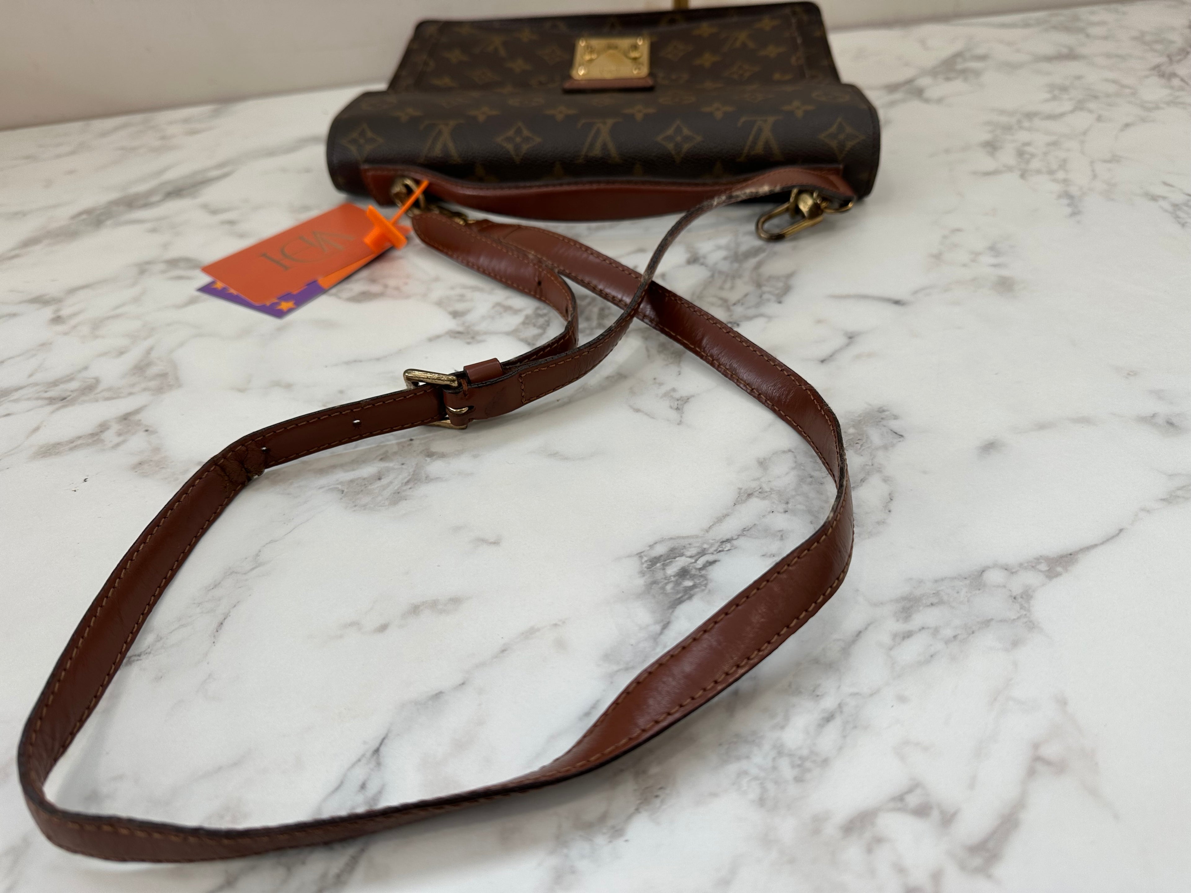 Louis Vuitton Monceau 28
