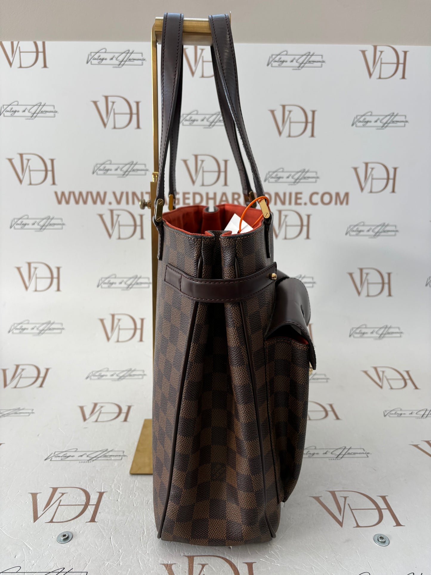 018886 - Louis Vuitton Uzes